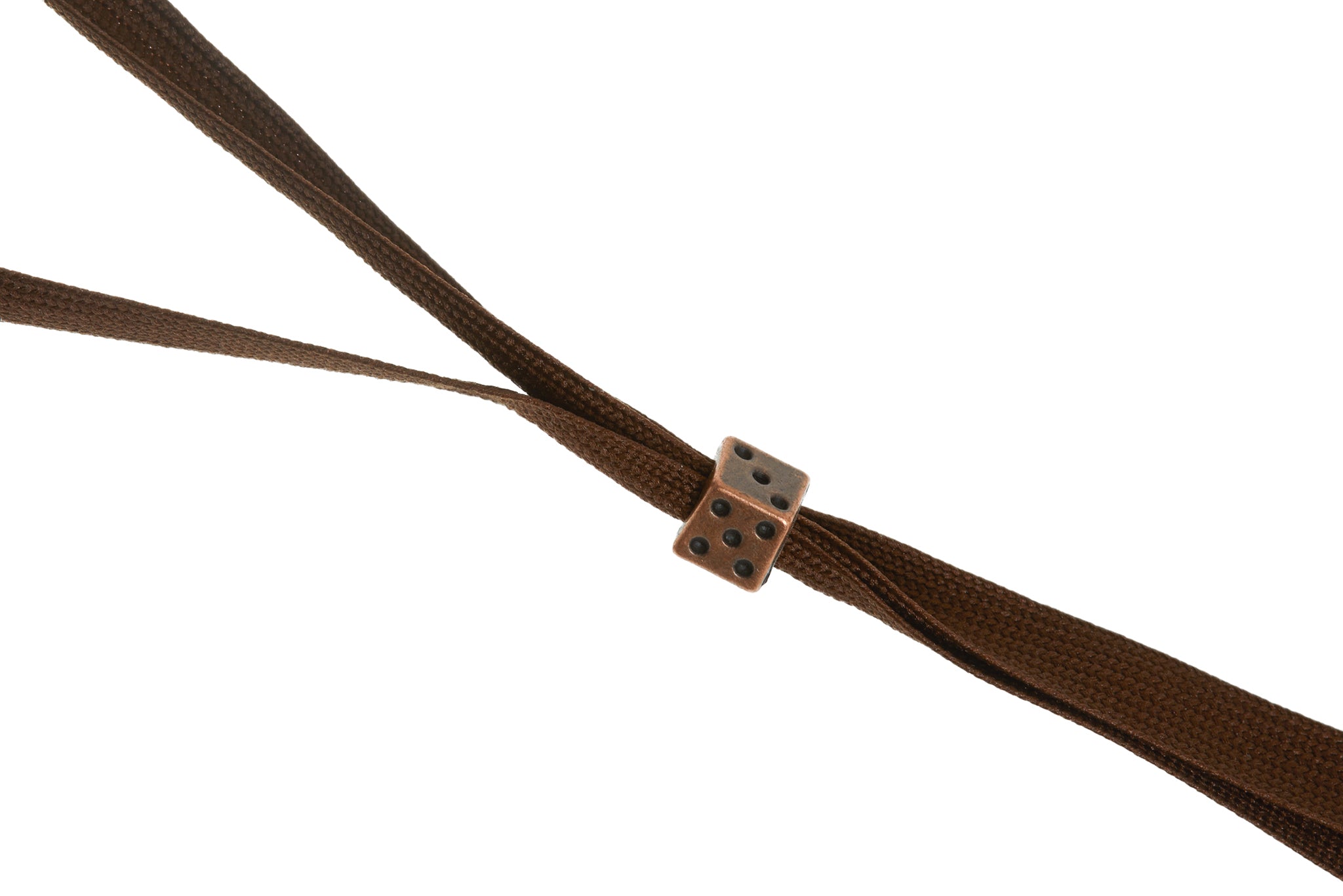 Dai Hat w. Tie in Bac Bac - CLYDE