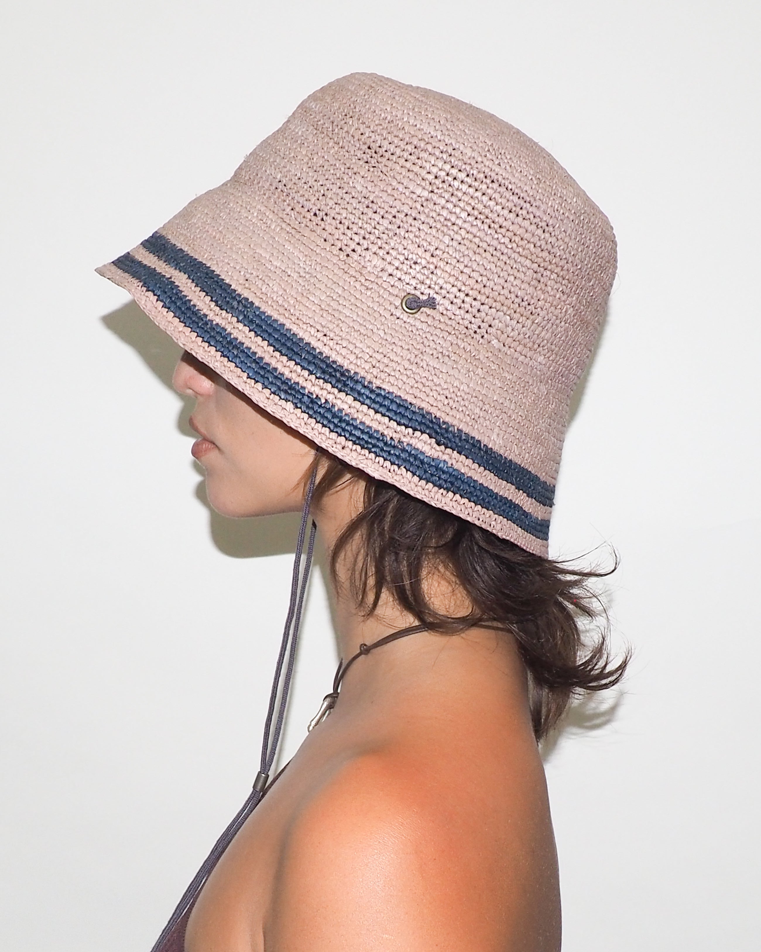 Aries Hat in Grey w. Navy Stripes - CLYDE