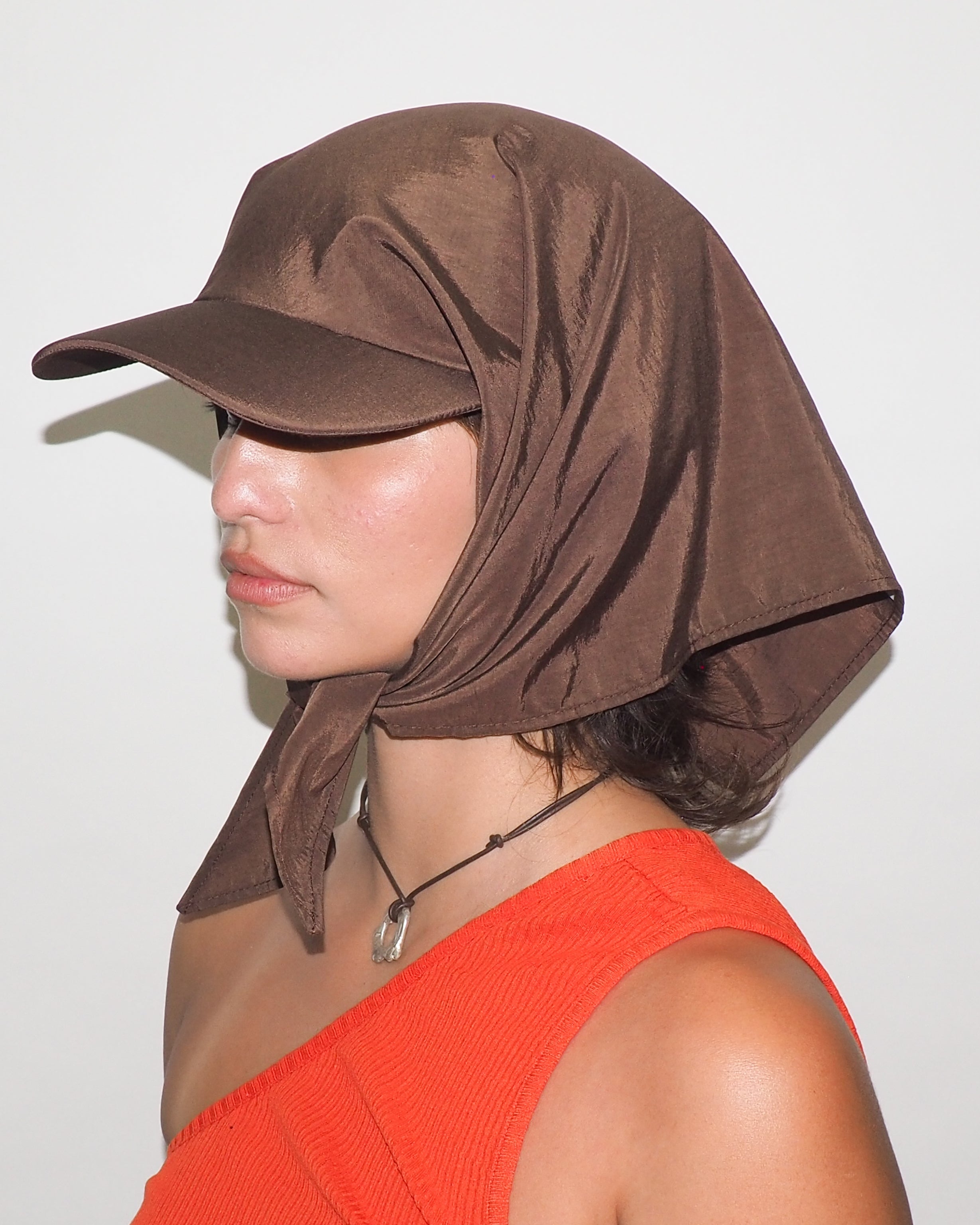 Brim Scarf in Brown - CLYDE