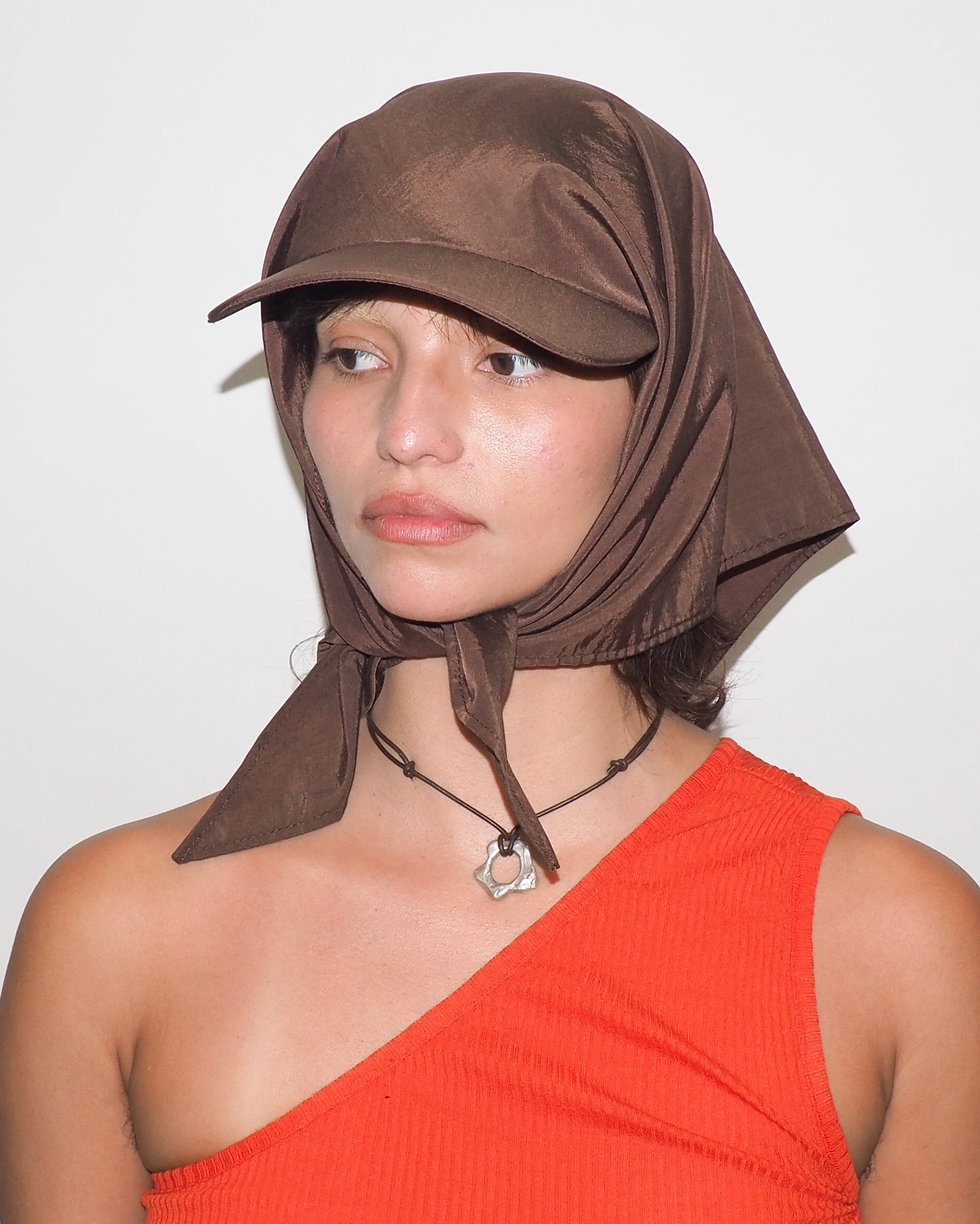 Brim Scarf in Brown - CLYDE