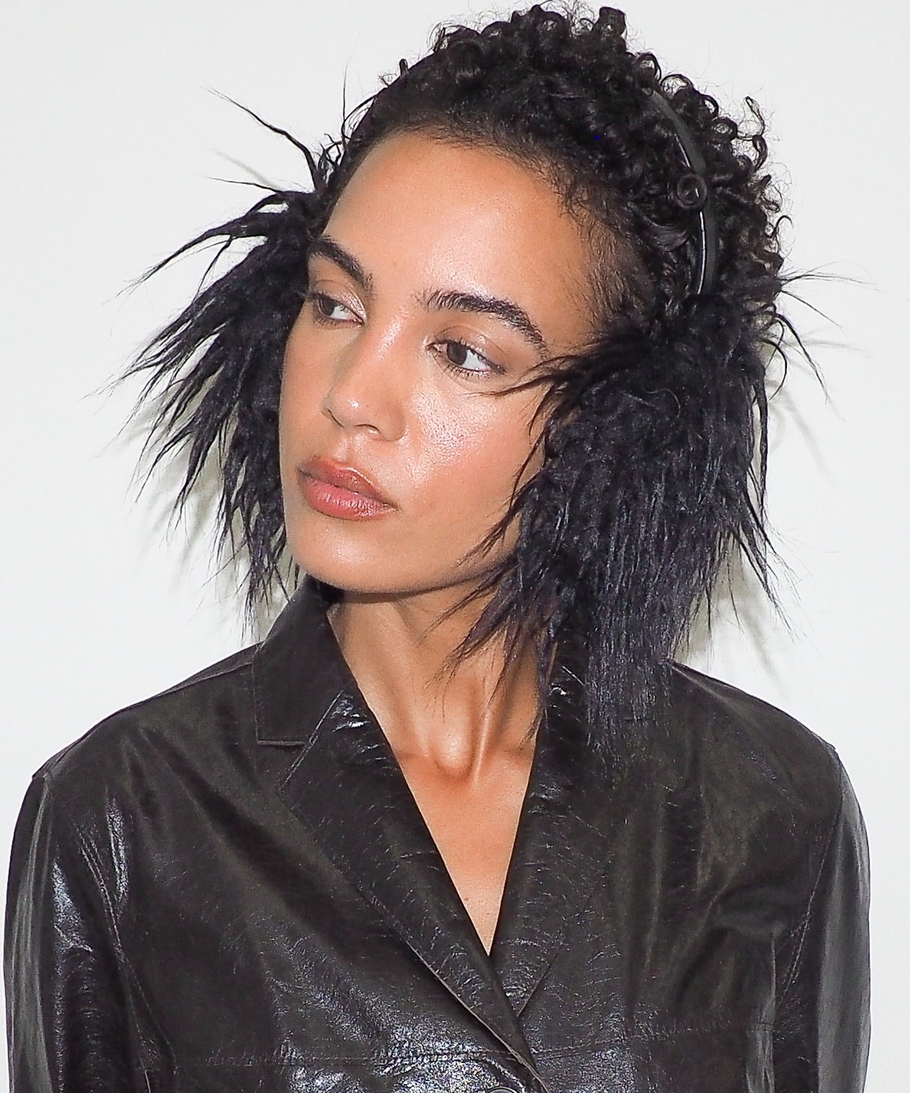 Ear Muffs in Black Faux Yak - CLYDE