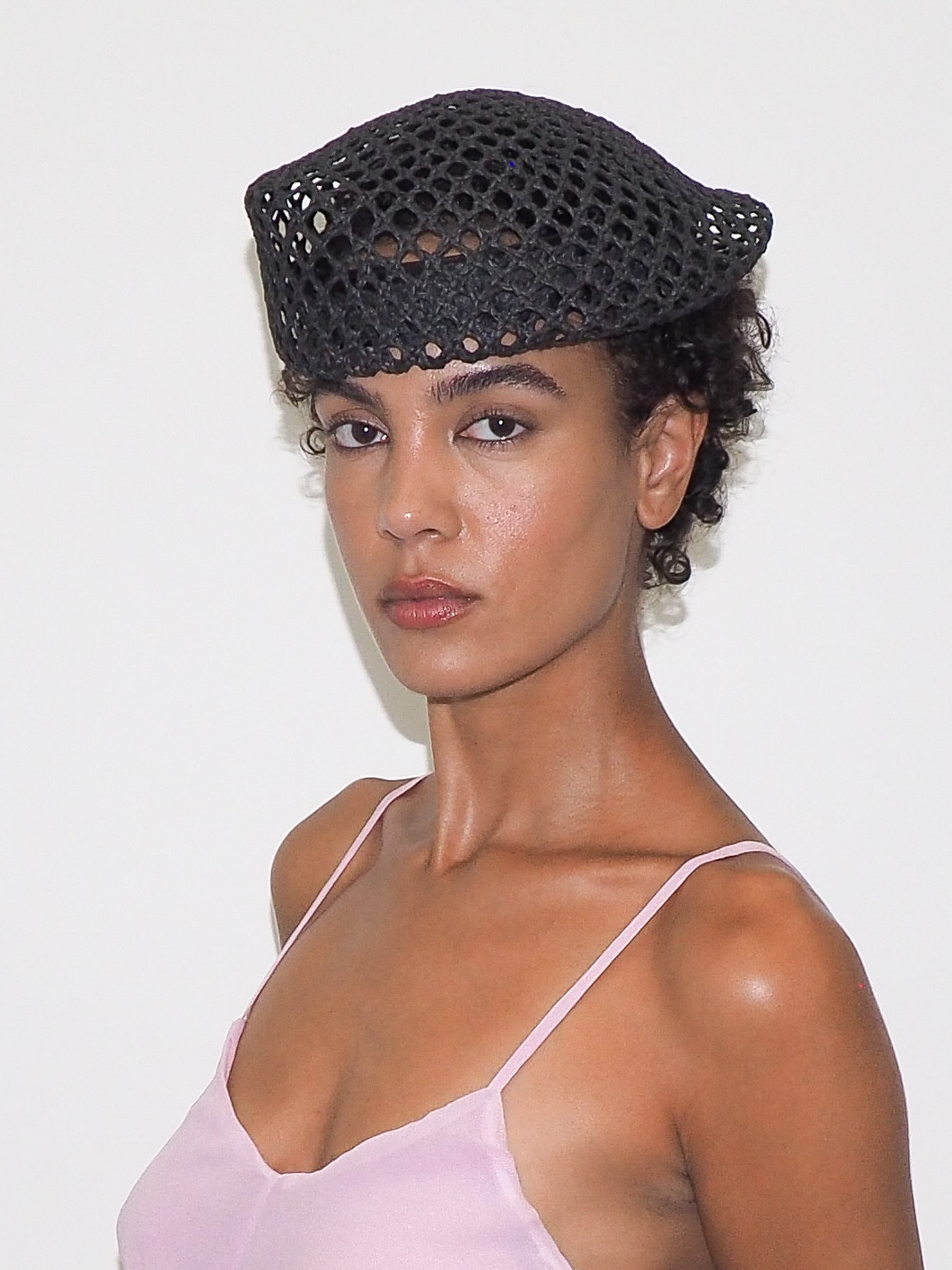 Net Beret in Black - CLYDE