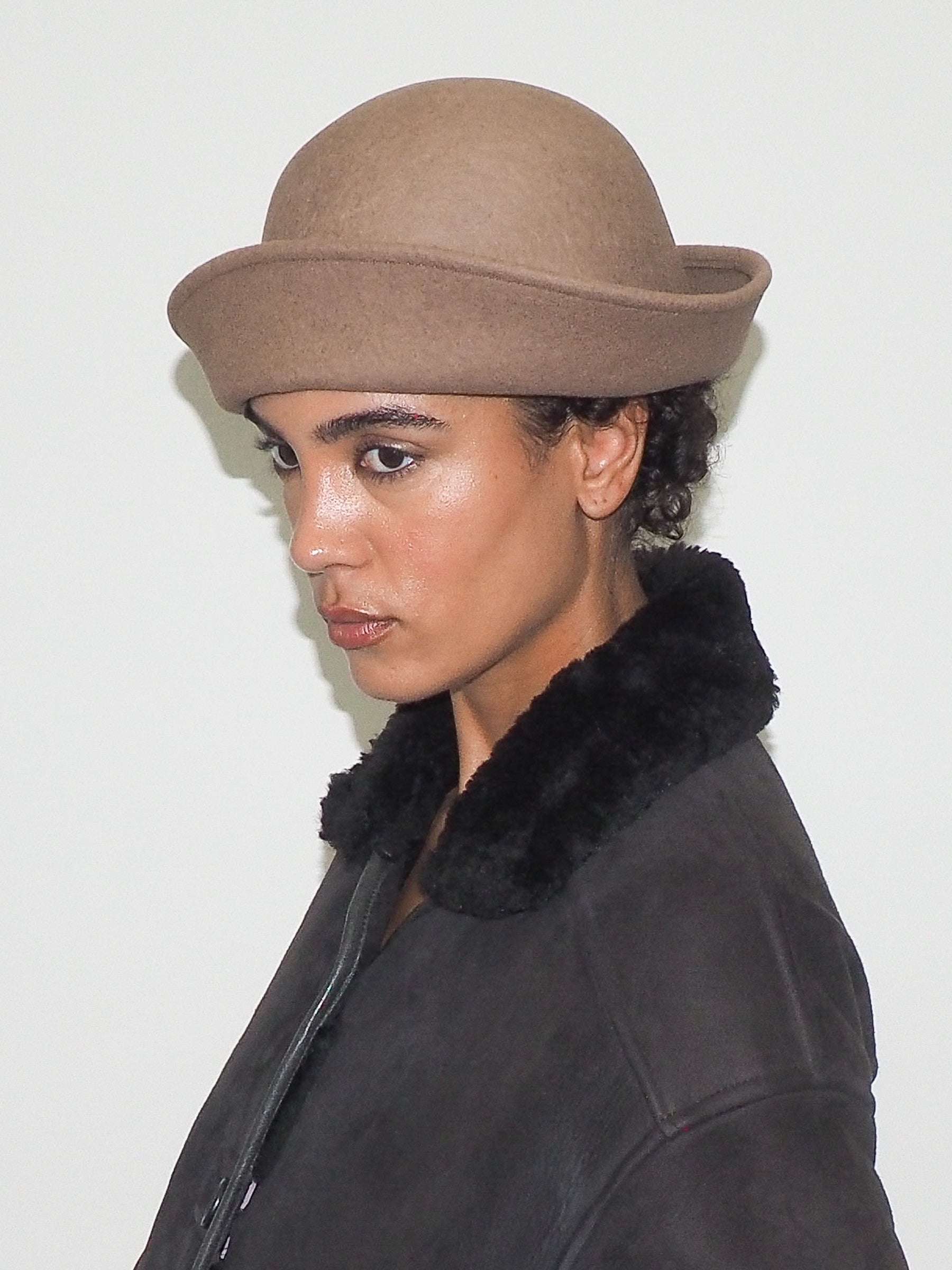 Crown Hat in Taupe Wool - CLYDE