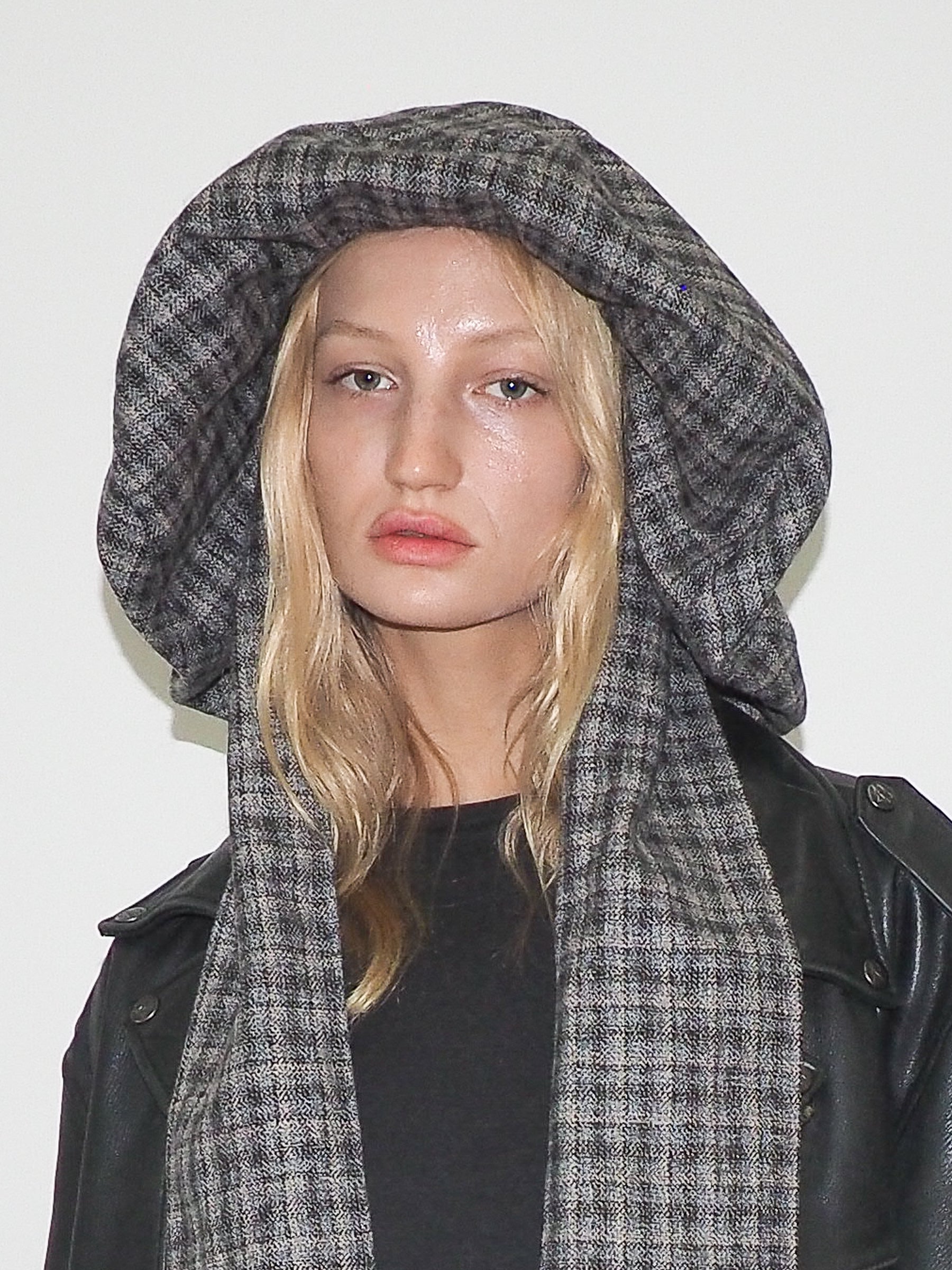 Mala Hat in Grey Check - CLYDE