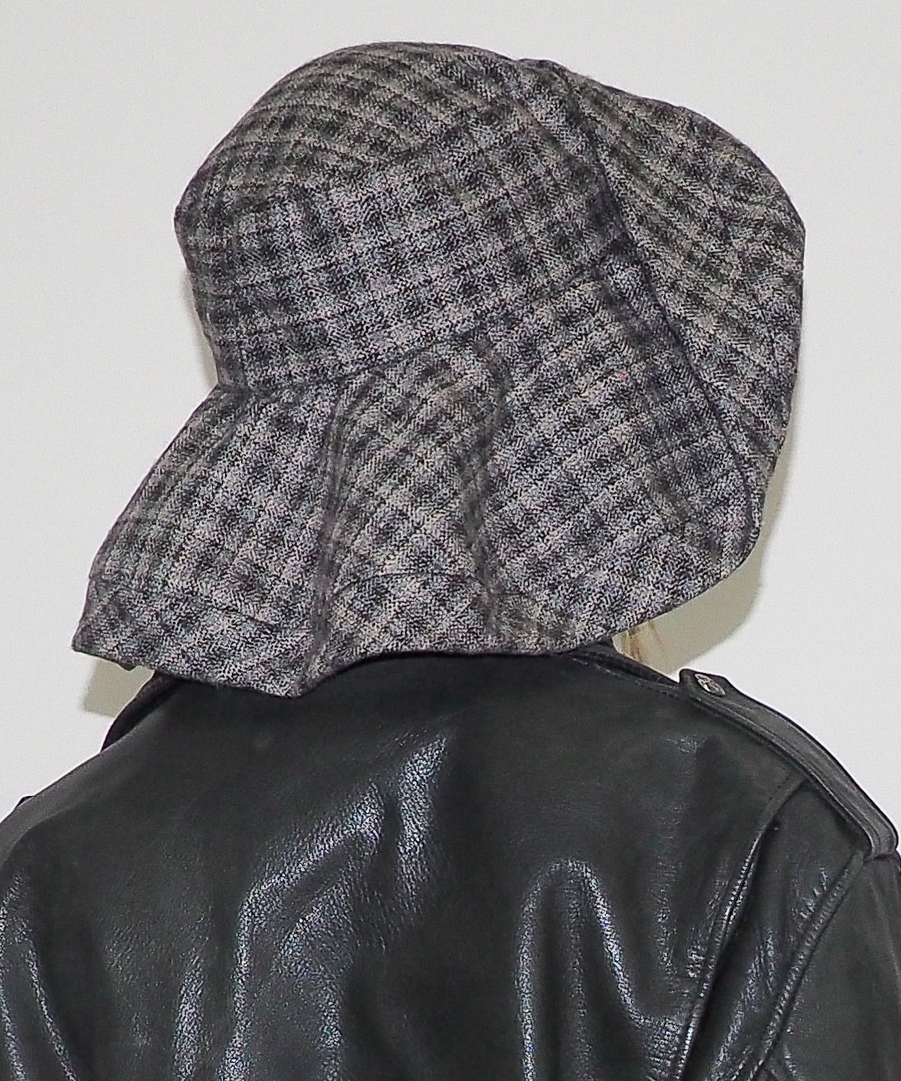 Mala Hat in Grey Check - CLYDE