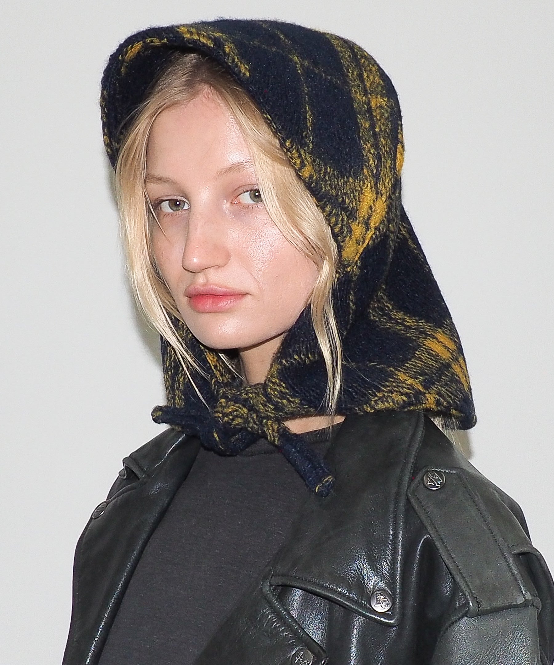 Bonnet in Navy & Yellow Plaid Wool Fleece - CLYDE