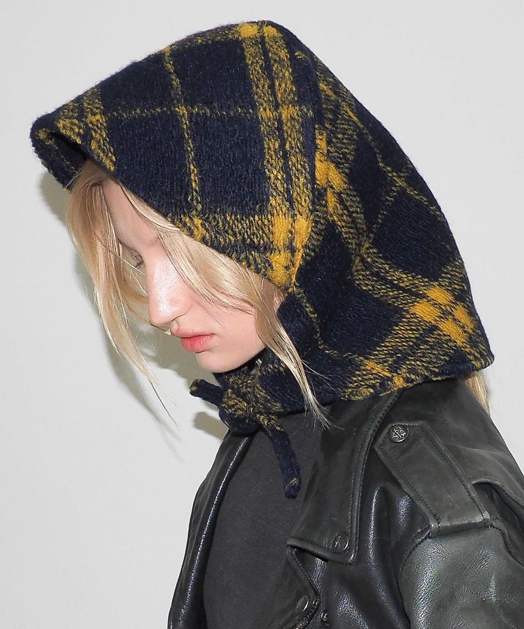 Bonnet in Navy & Yellow Plaid Wool Fleece - CLYDE