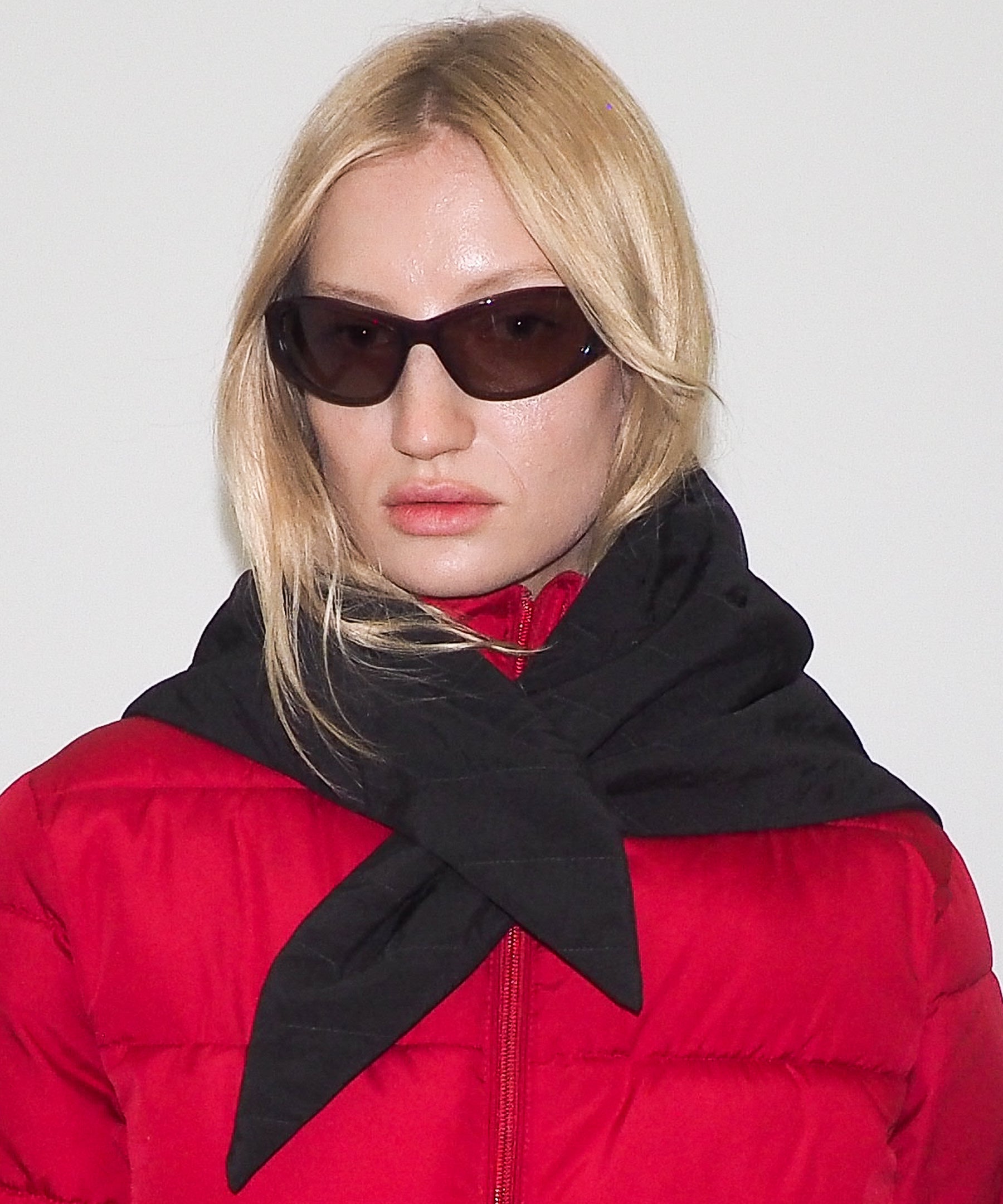 Puff Scarf in Black Flannel & Nylon - CLYDE