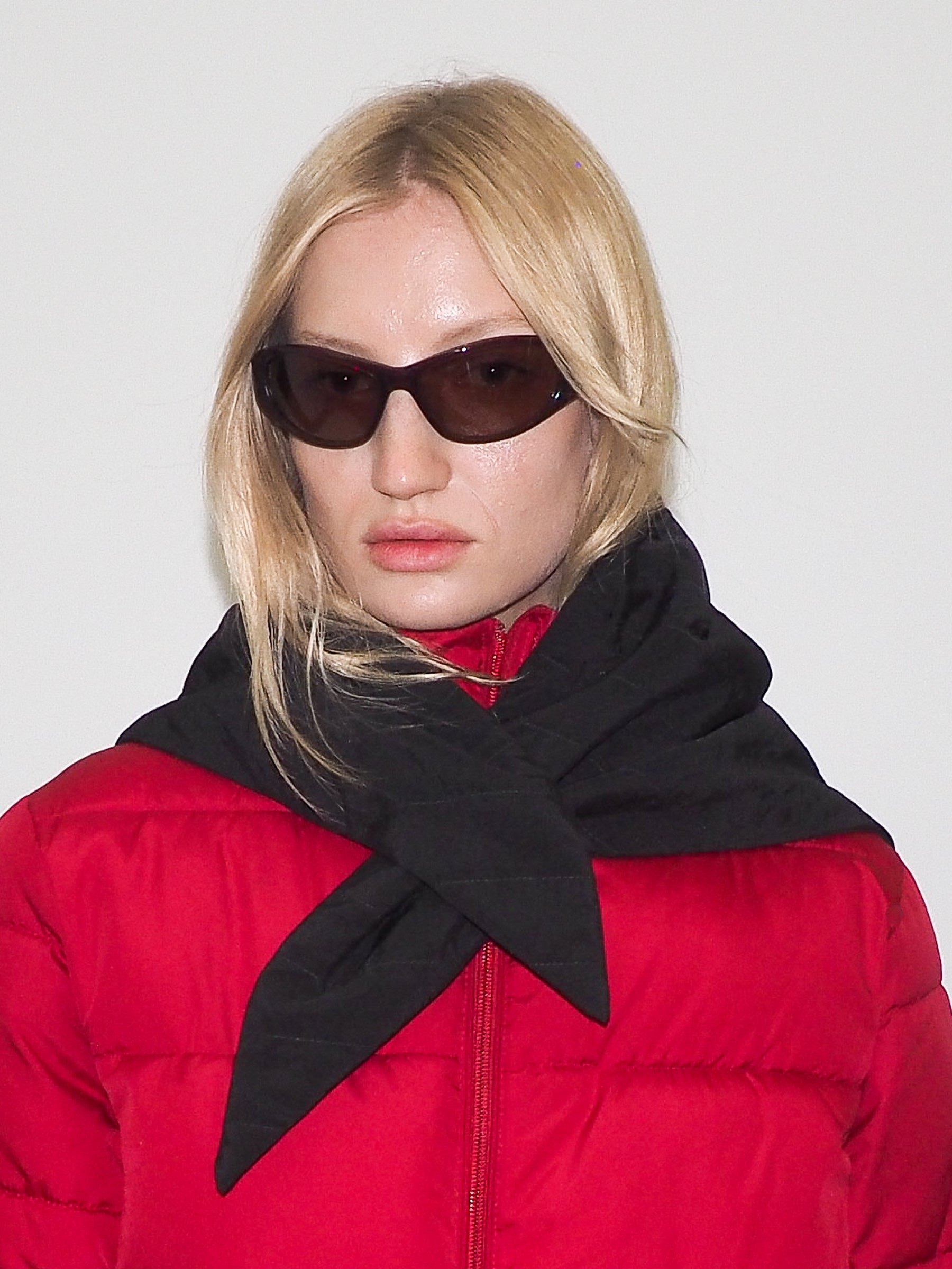 Puff Scarf in Black Flannel & Nylon - CLYDE