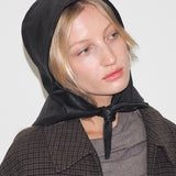Bonnet in Black Lambskin - CLYDE
