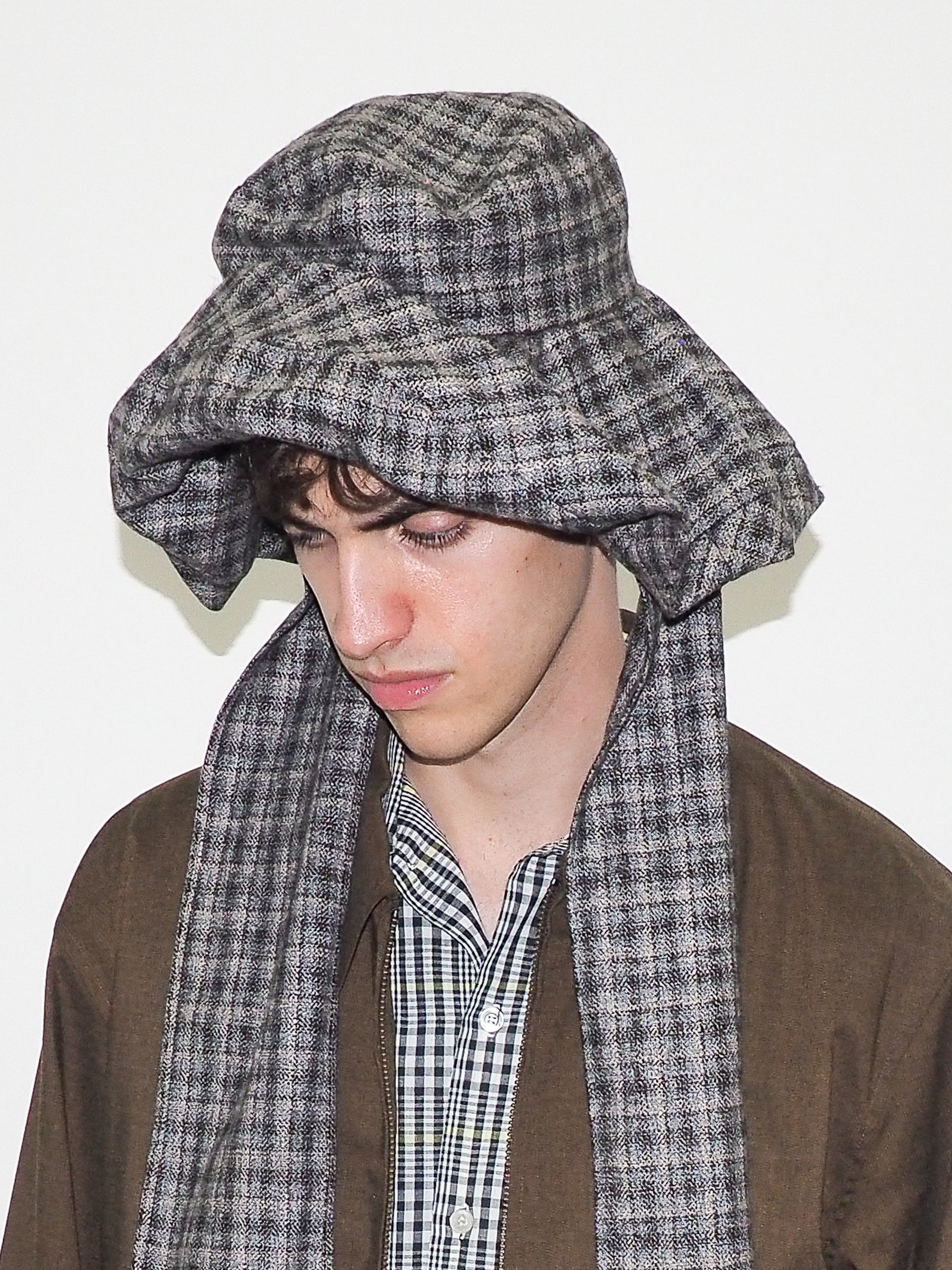 Mala Hat in Grey Check - CLYDE