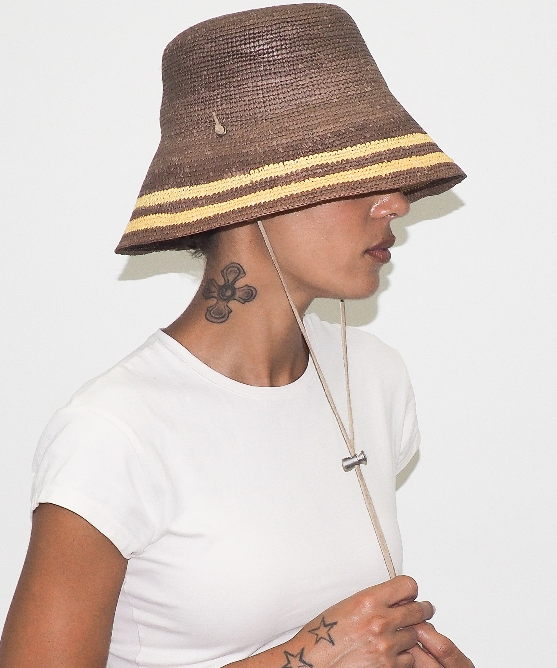 Aries Hat in Khaki w. Yellow Stripes - CLYDE