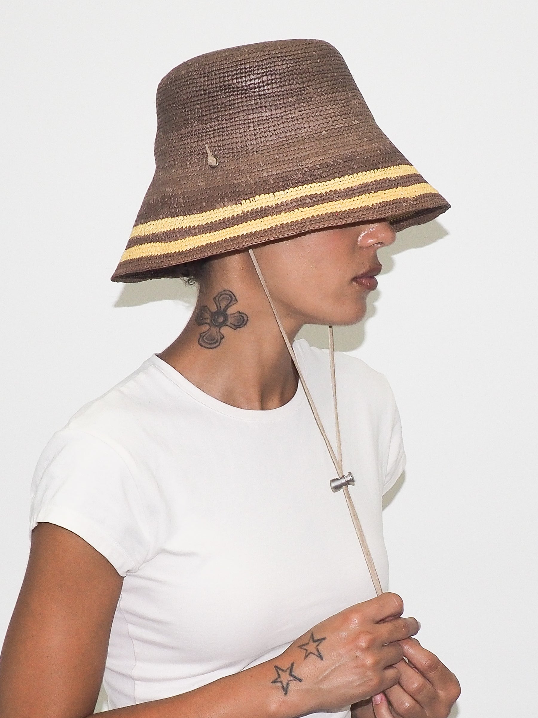Aries Hat in Khaki w. Yellow Stripes - CLYDE