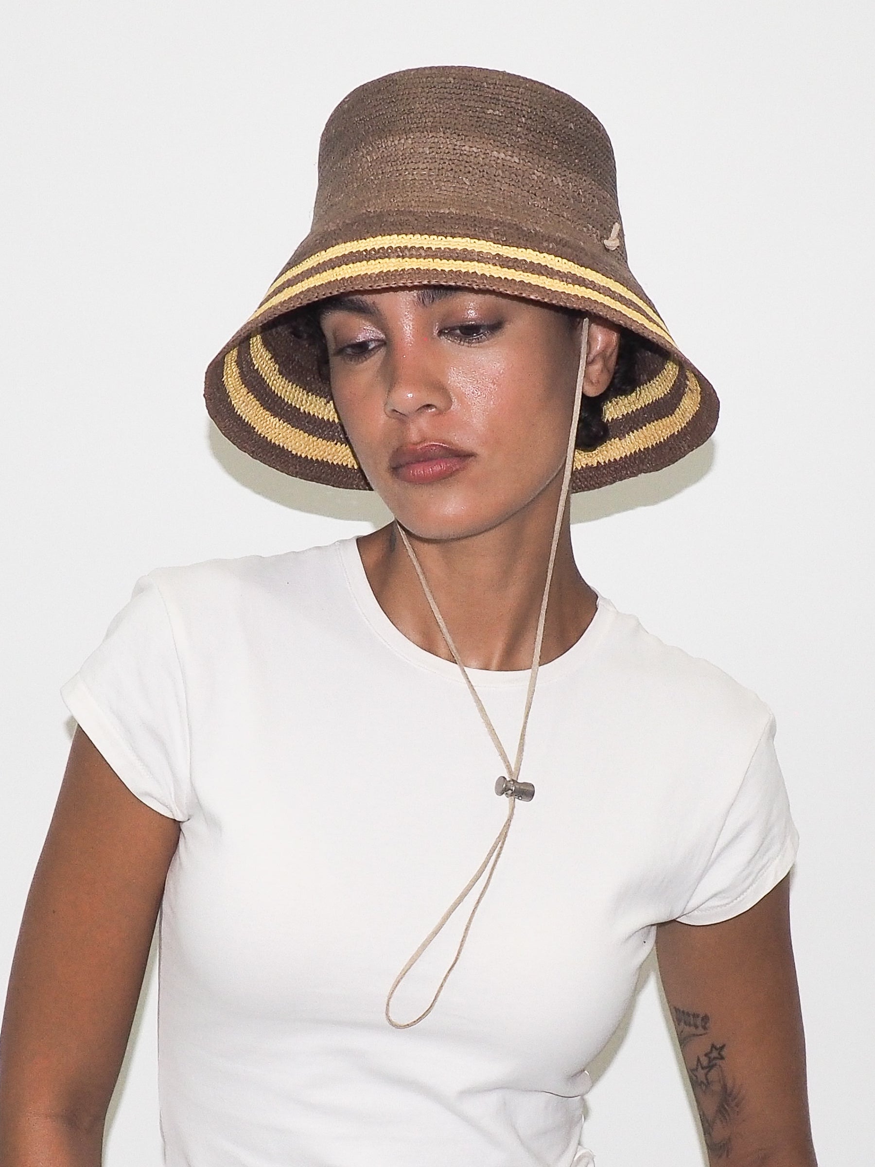 Aries Hat in Khaki w. Yellow Stripes - CLYDE
