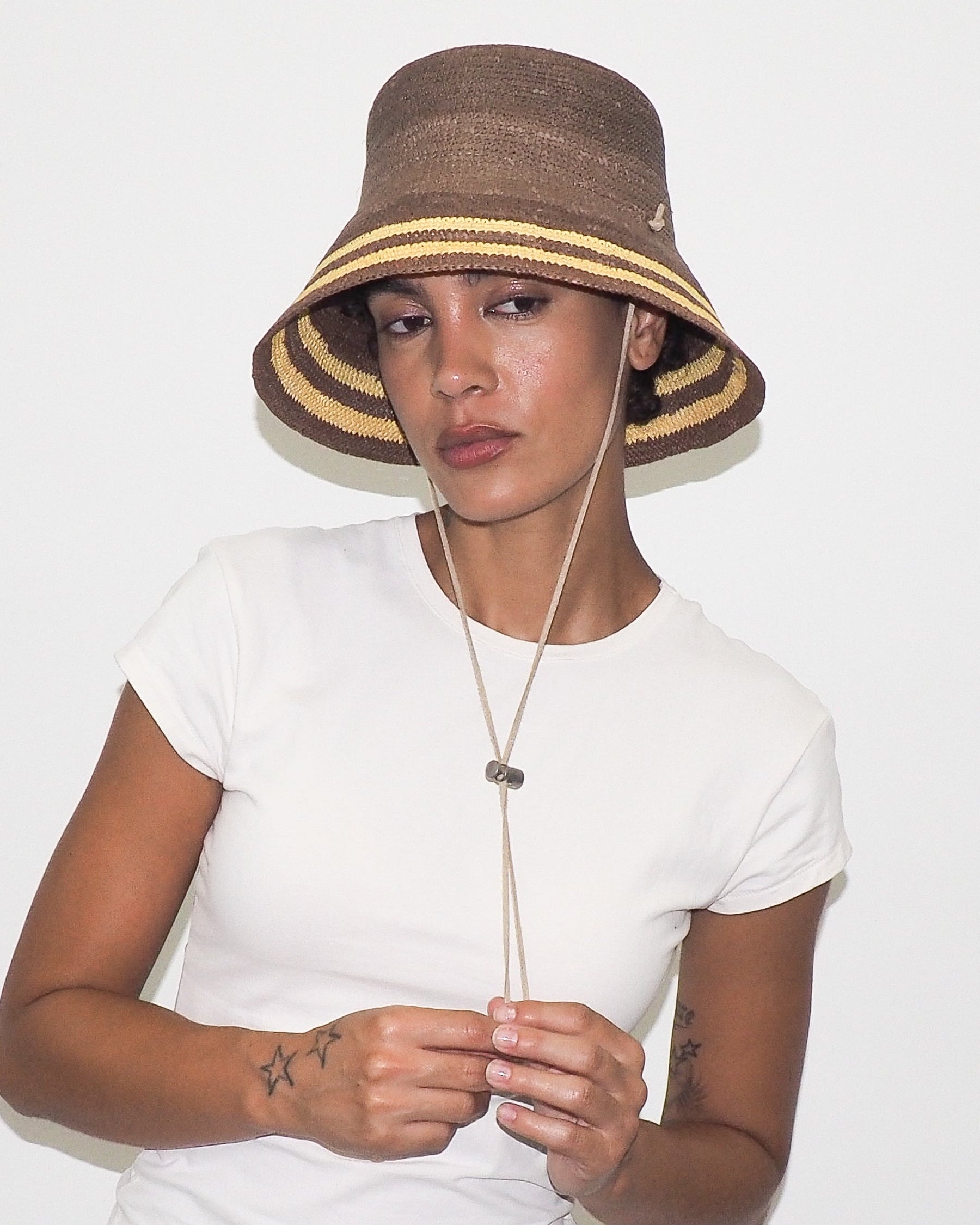 Aries Hat in Khaki w. Yellow Stripes - CLYDE