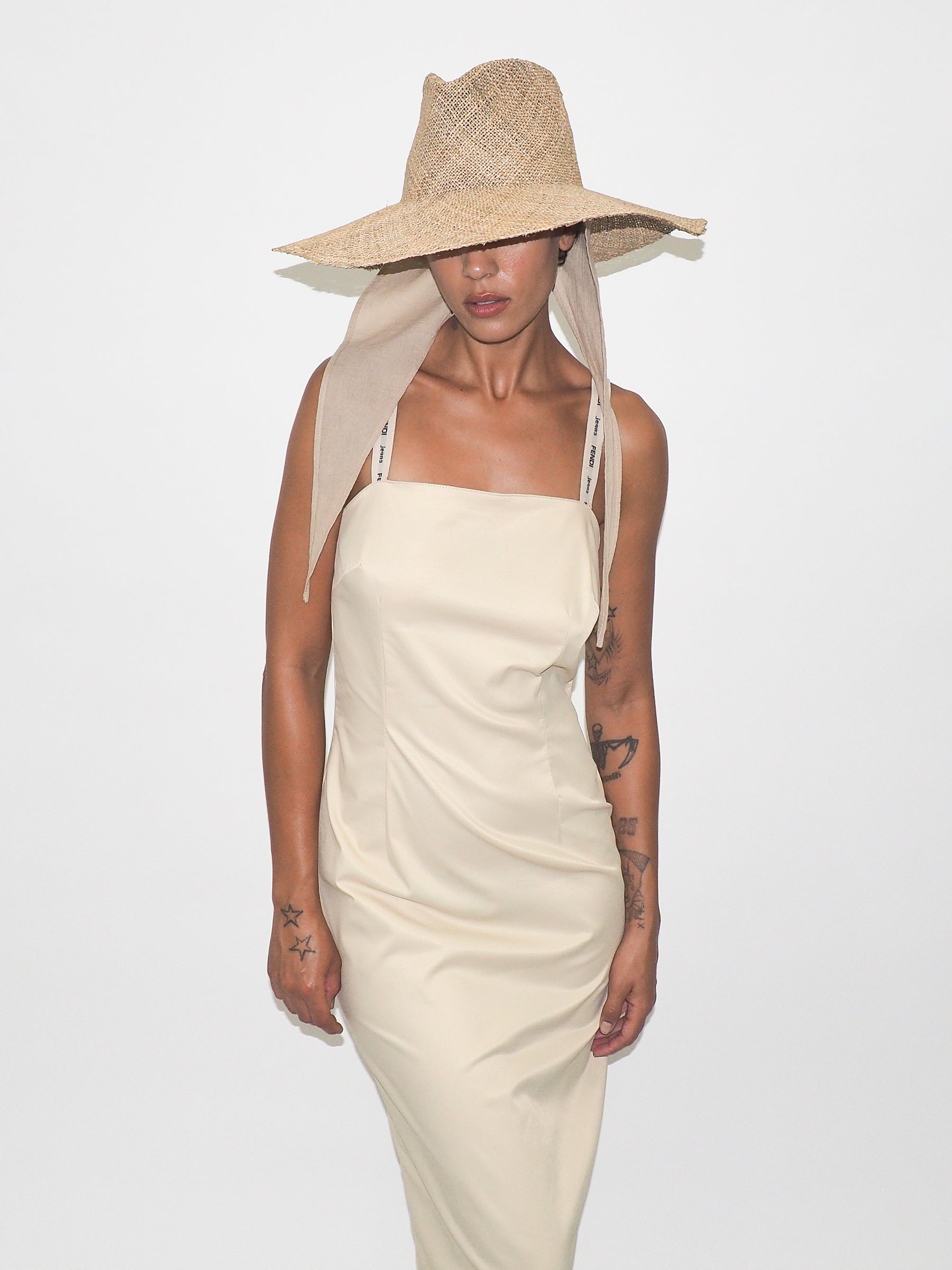 Caro Hat w. Neck Shade in Seagrass - CLYDE