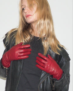 Classic Gloves in Crimson Nappa Lambskin - CLYDE