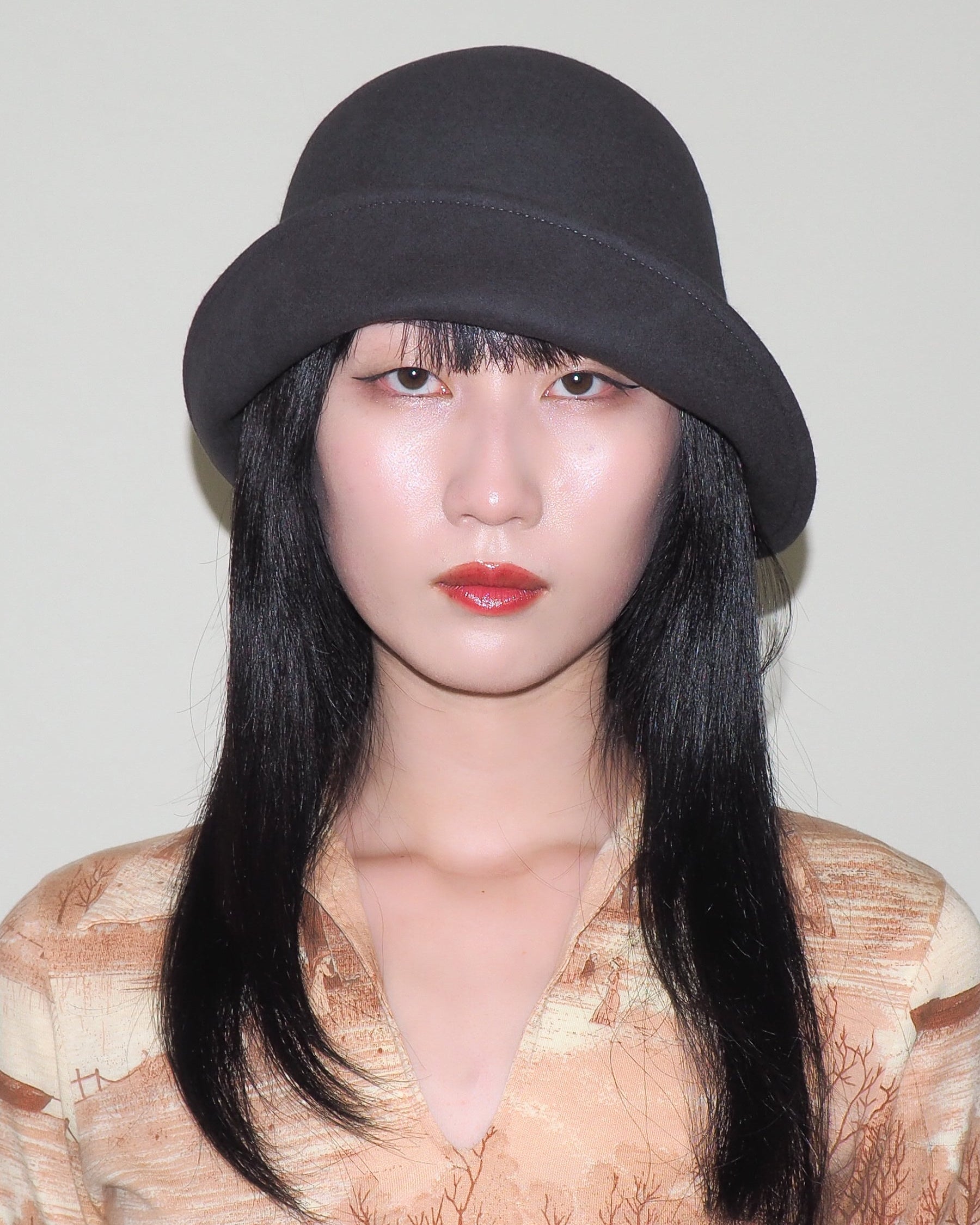 Crown Hat in Deep Grey - CLYDE