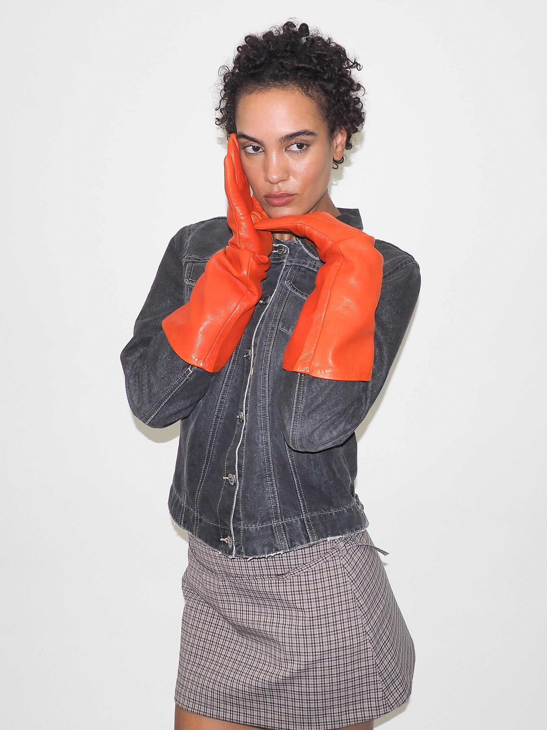 Gauntlet Gloves in Salamander Nappa Lambskin - CLYDE