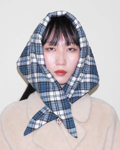 Puff Scarf in Navy & Cream Flannel - CLYDE