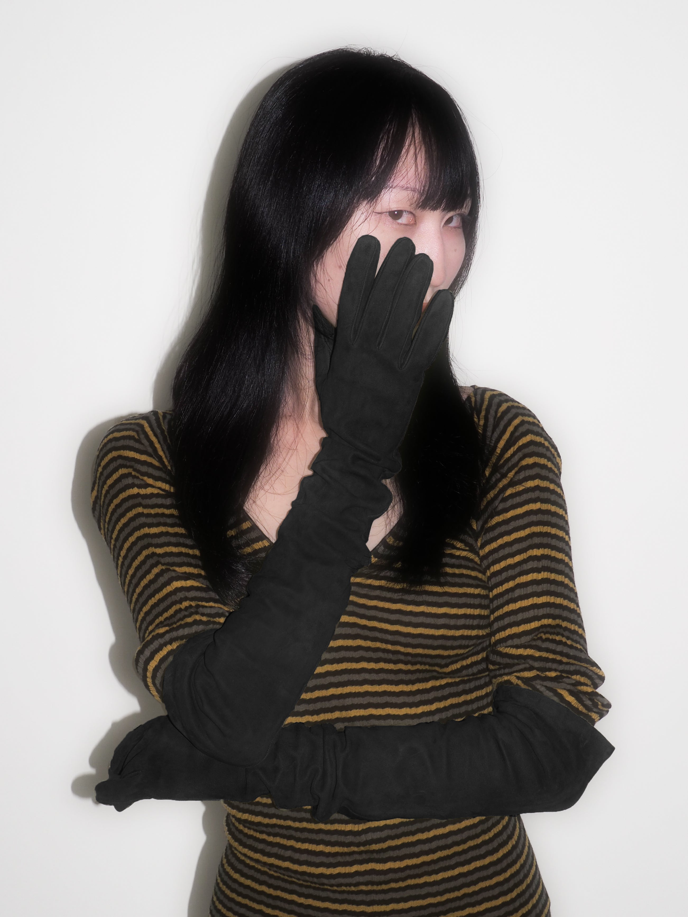 Moonlight Gloves in Black Suede Lambskin - CLYDE