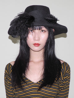 Plume Hat in Jet Velour Felt - CLYDE