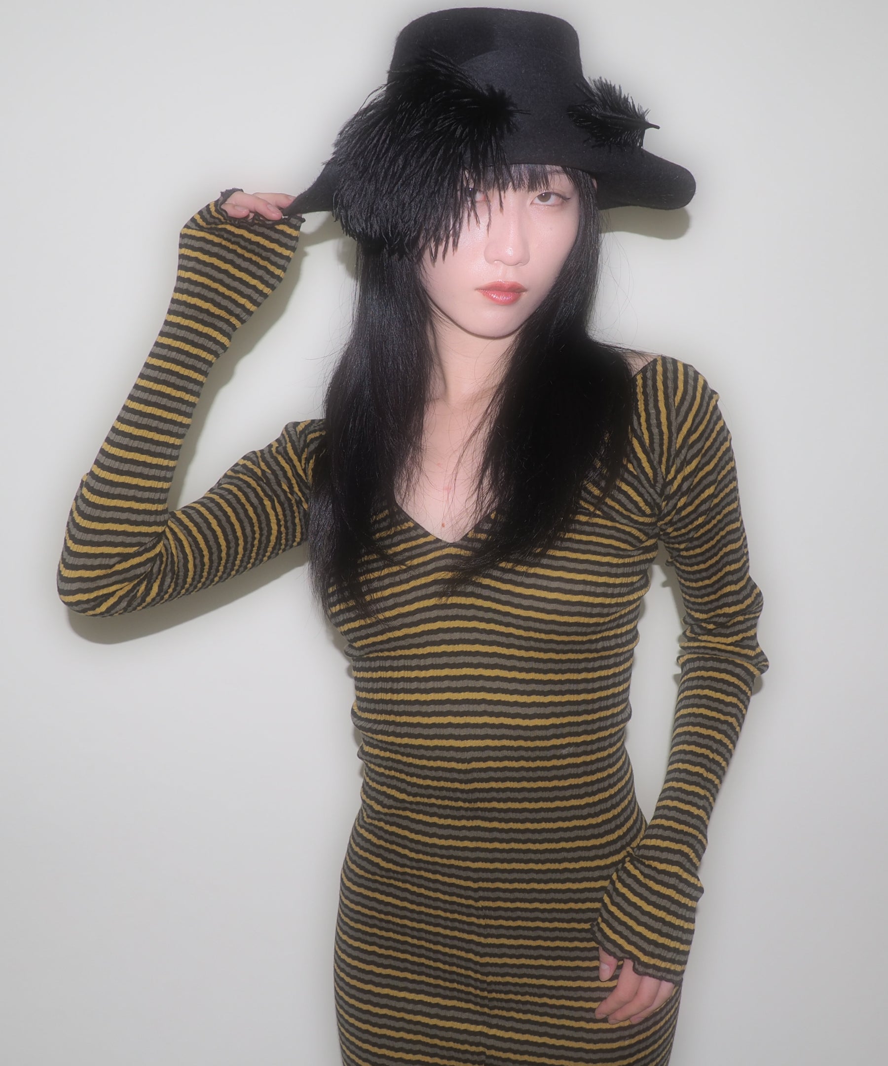 Plume Hat in Jet Velour Felt - CLYDE