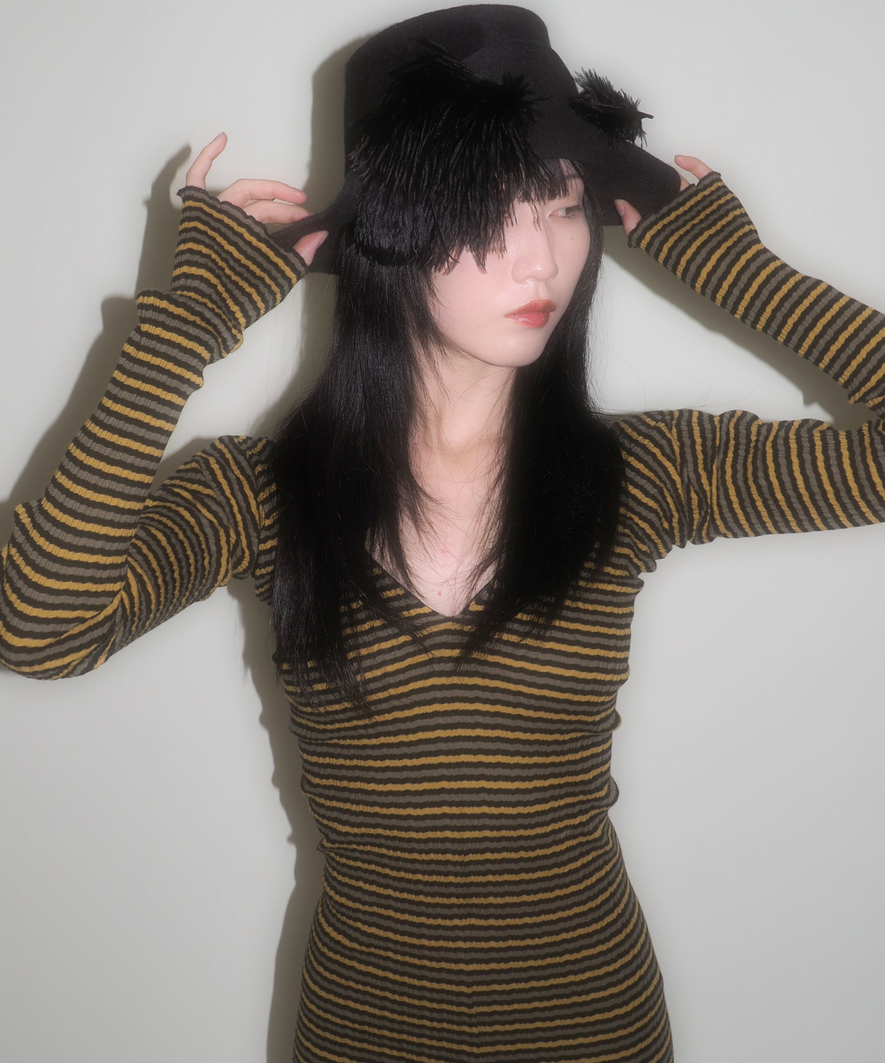 Plume Hat in Jet Velour Felt - CLYDE