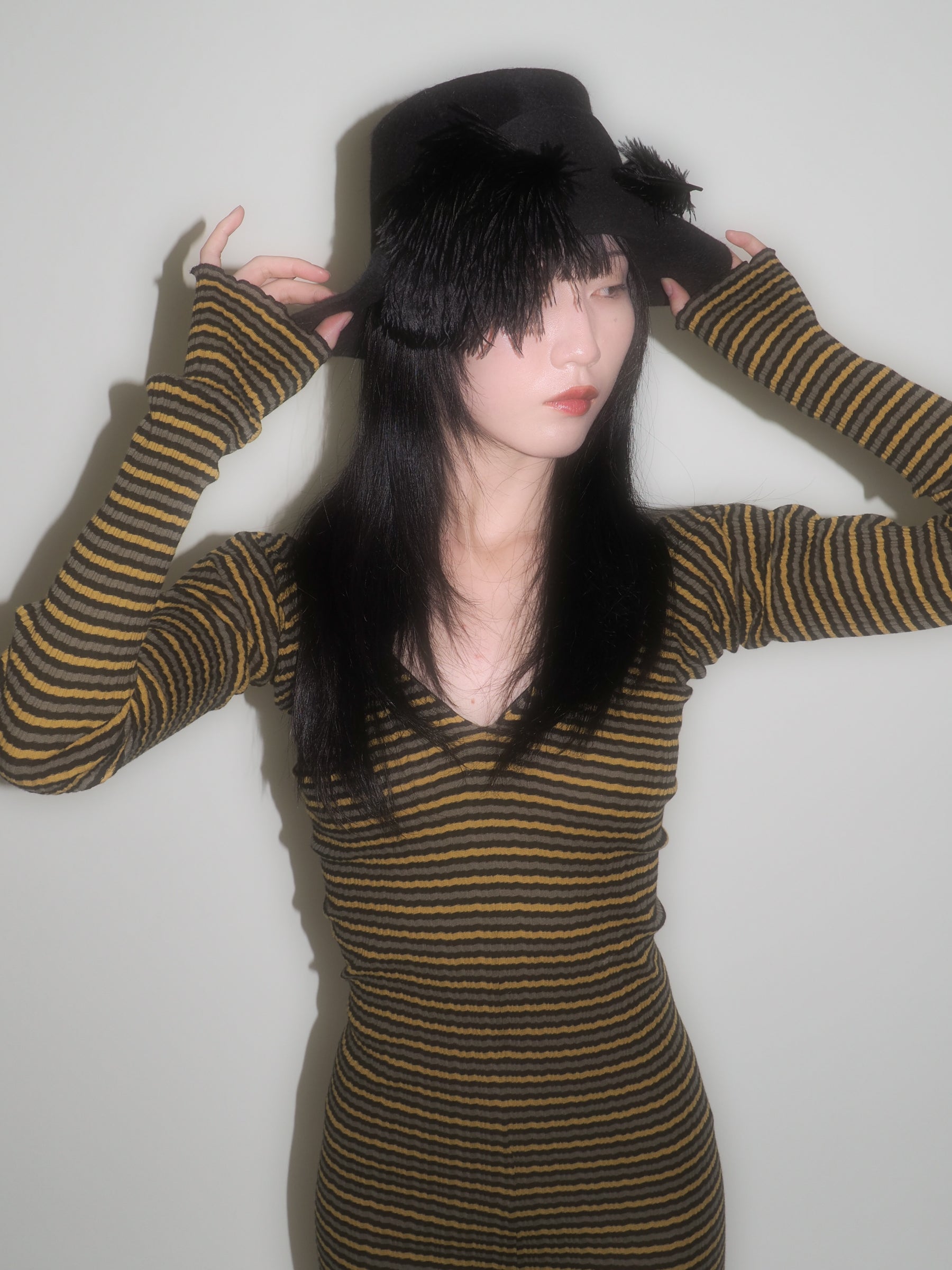 Plume Hat in Jet Velour Felt - CLYDE