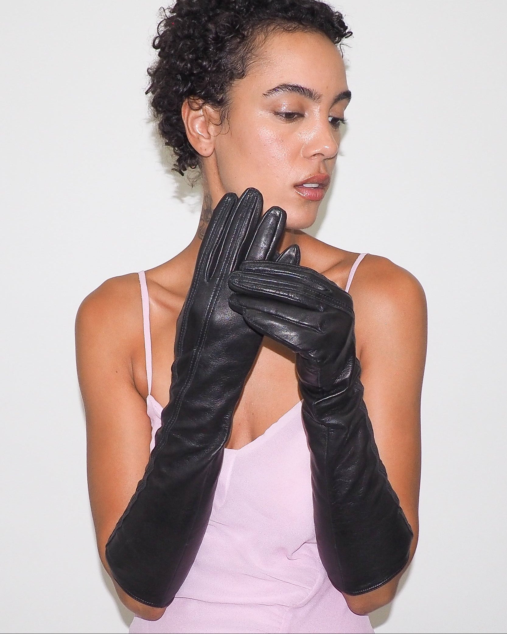 Racing Gloves in Black w. Black Stripe - CLYDE