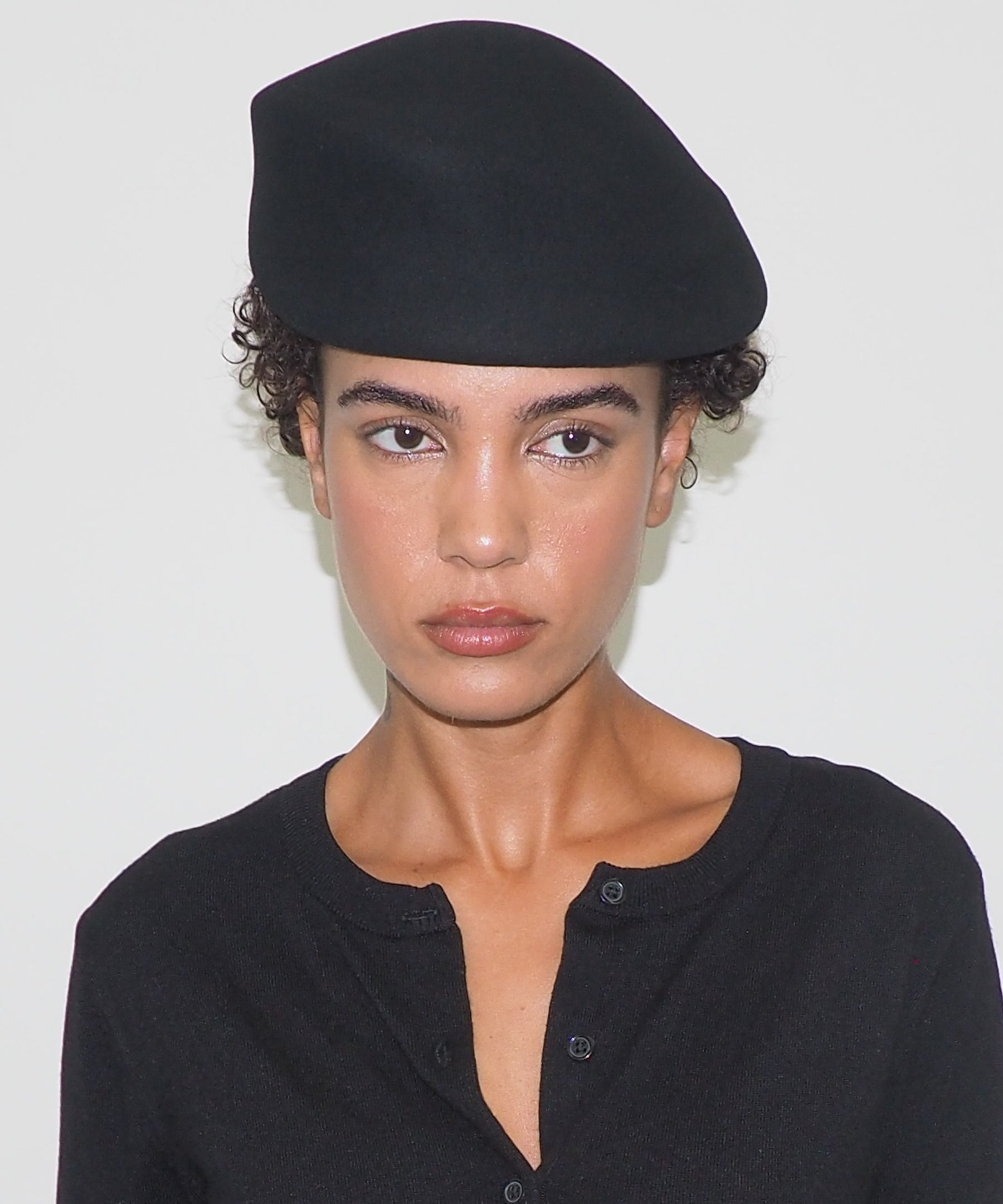 Sazy Beret in Black Wool - CLYDE