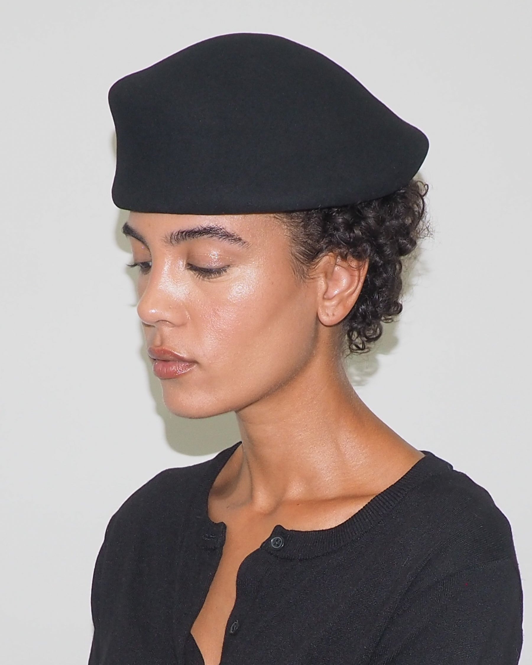 Sazy Beret in Black Wool - CLYDE