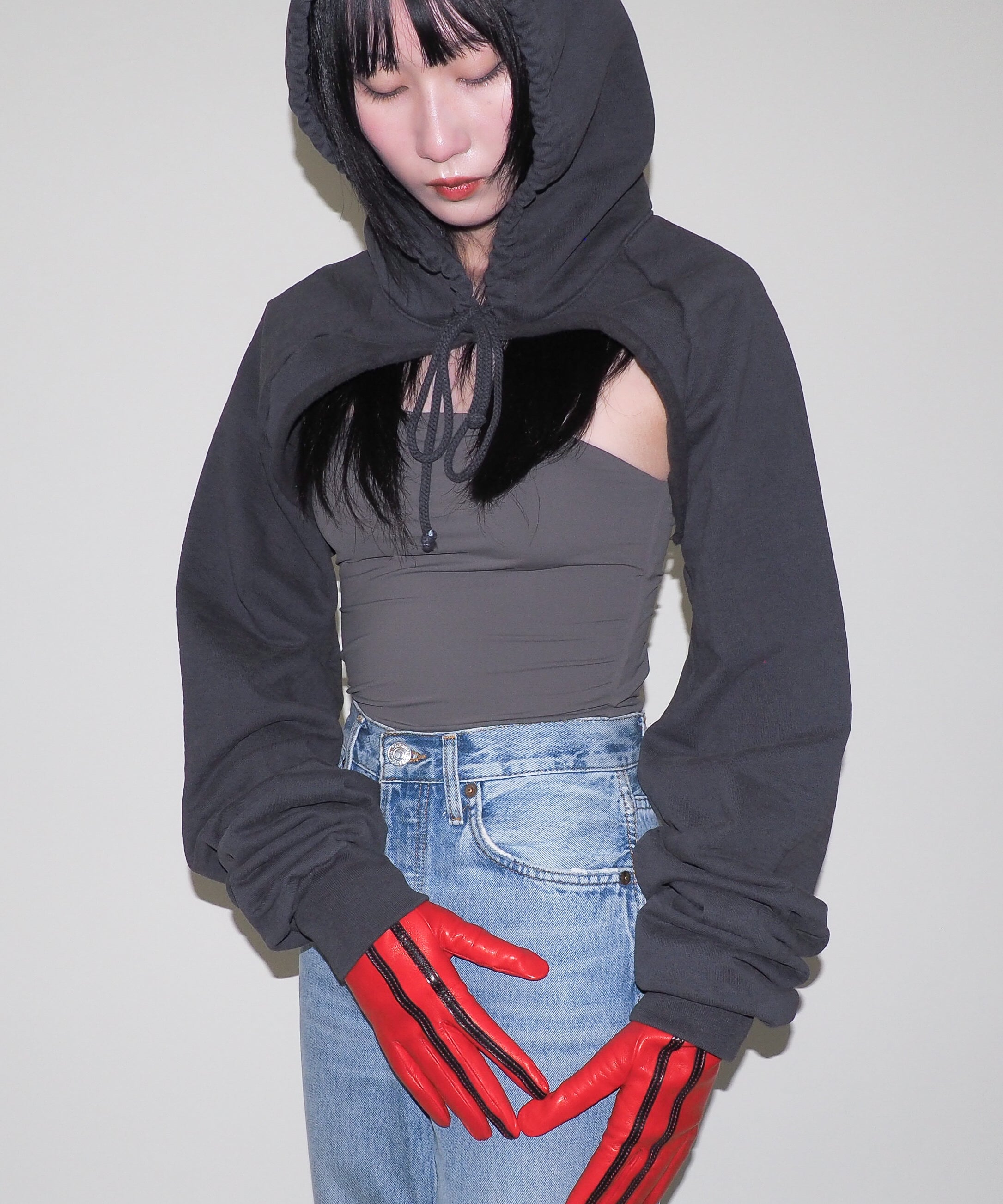 Short Racing Gloves in Racer Red w. Black Stripes - CLYDE