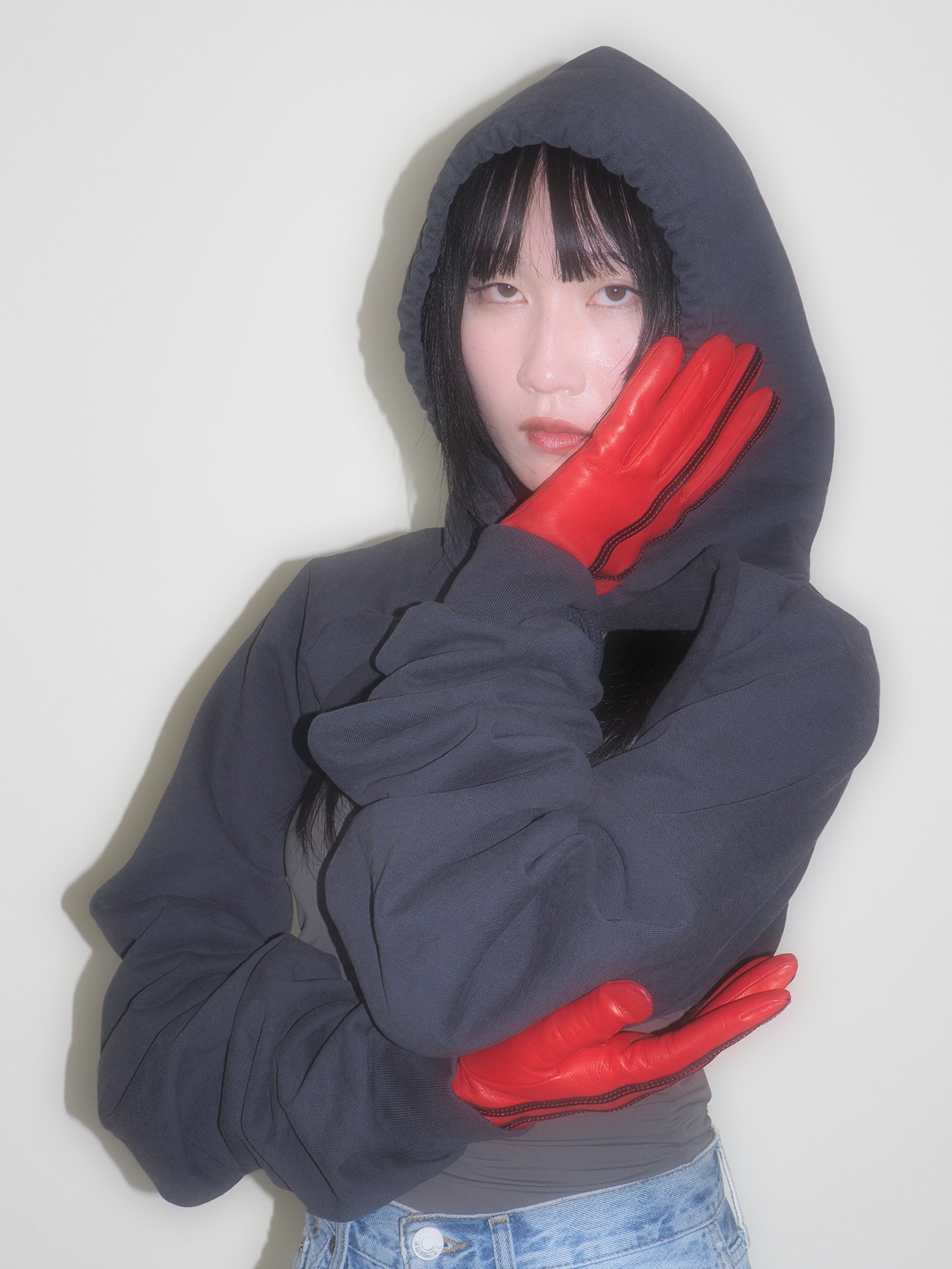 Short Racing Gloves in Racer Red w. Black Stripes - CLYDE