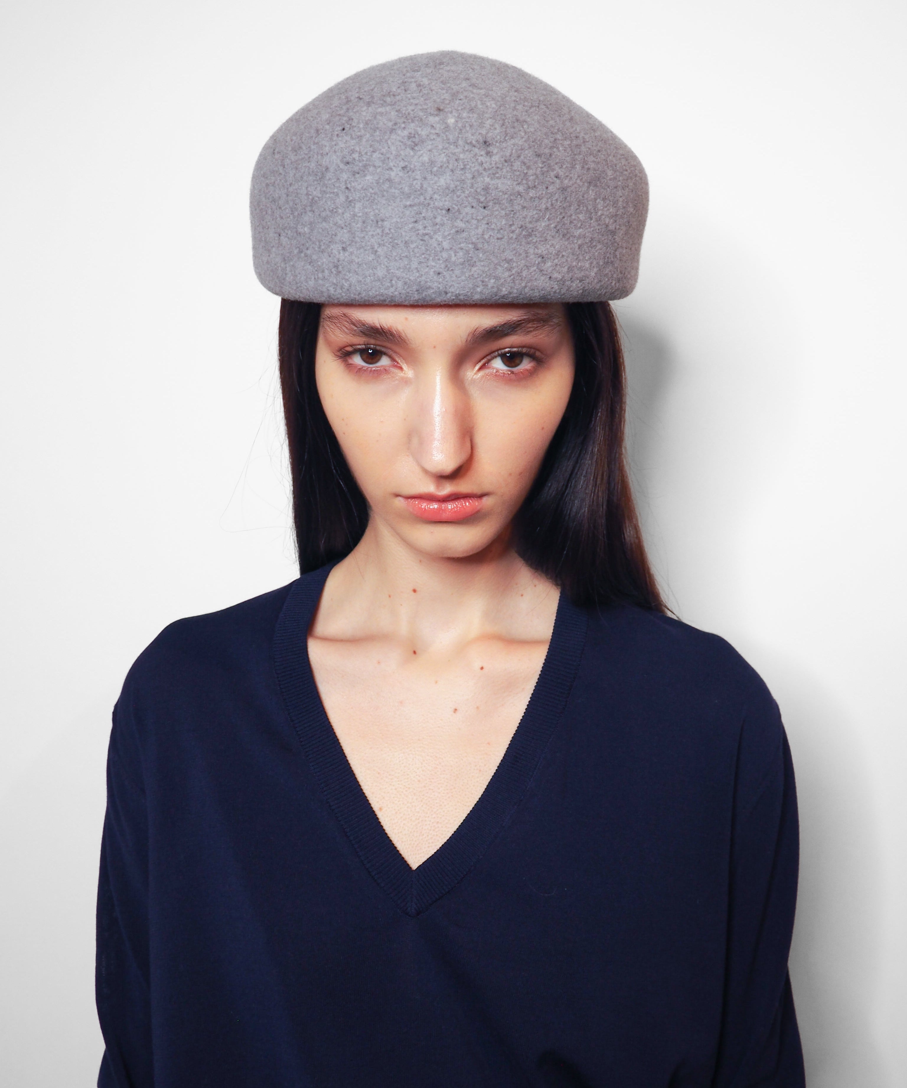 Jeanie Hat with Neck Scarves in Grey Wool - CLYDE