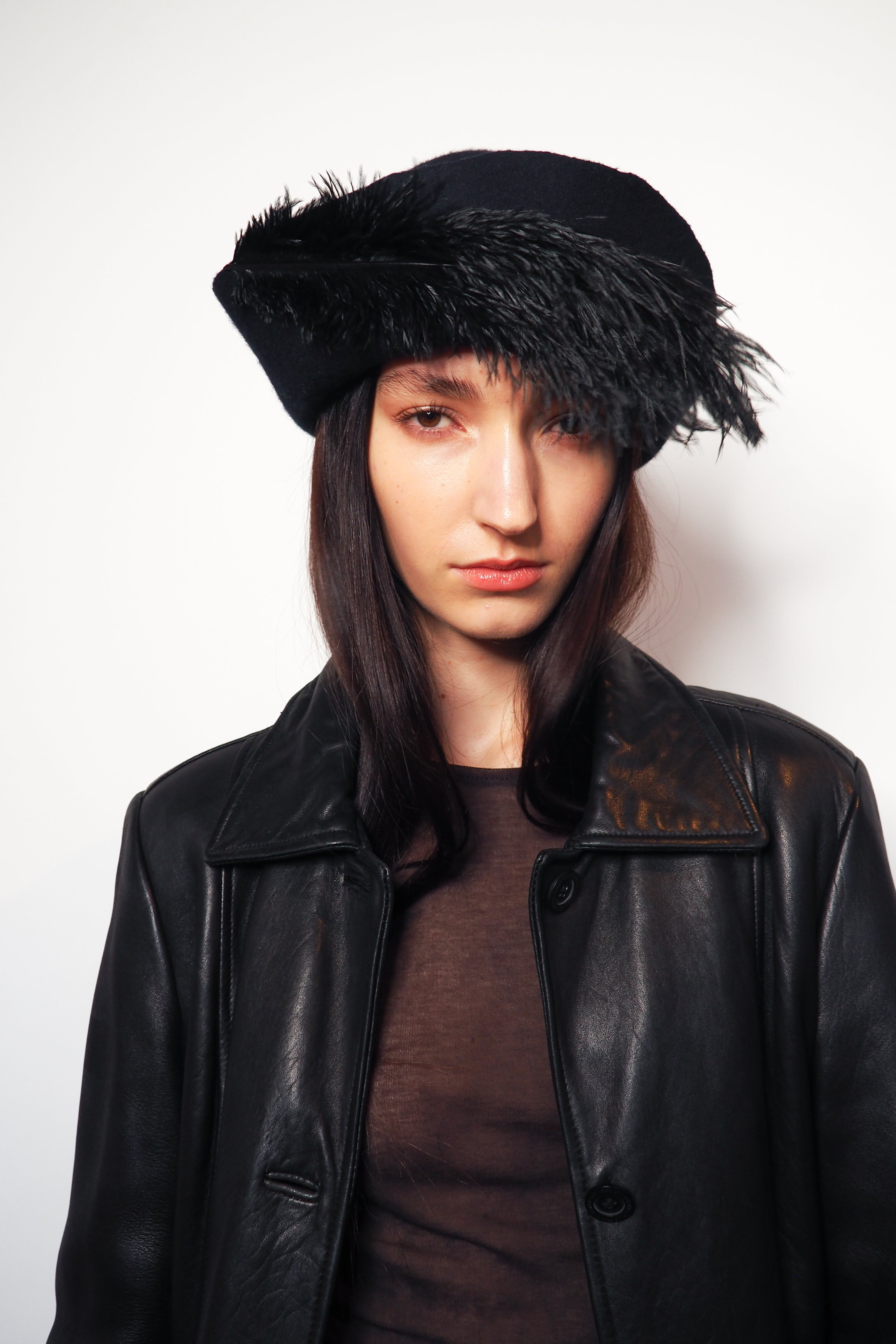 The Myth Hat in Black Wool - CLYDE