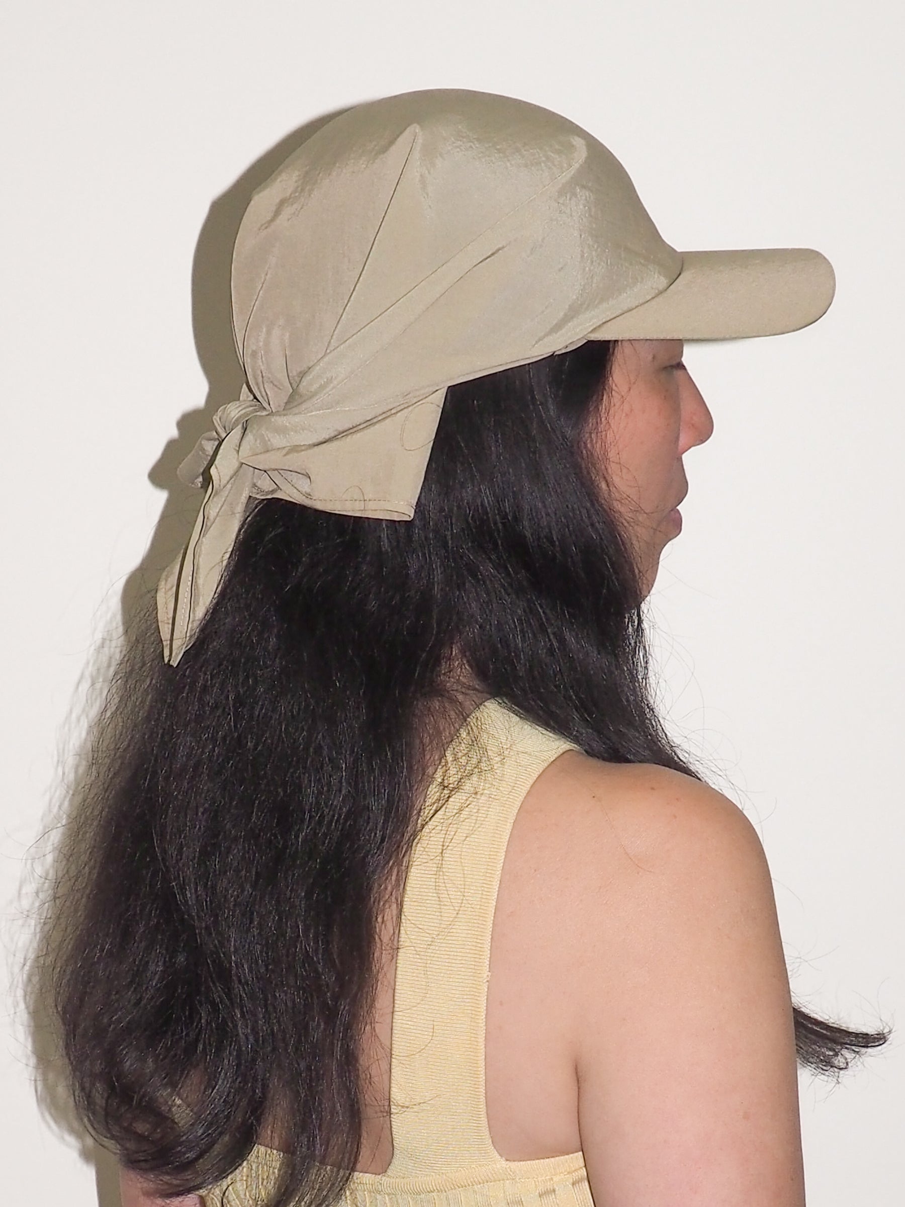 Brim Scarf in Beige - CLYDE