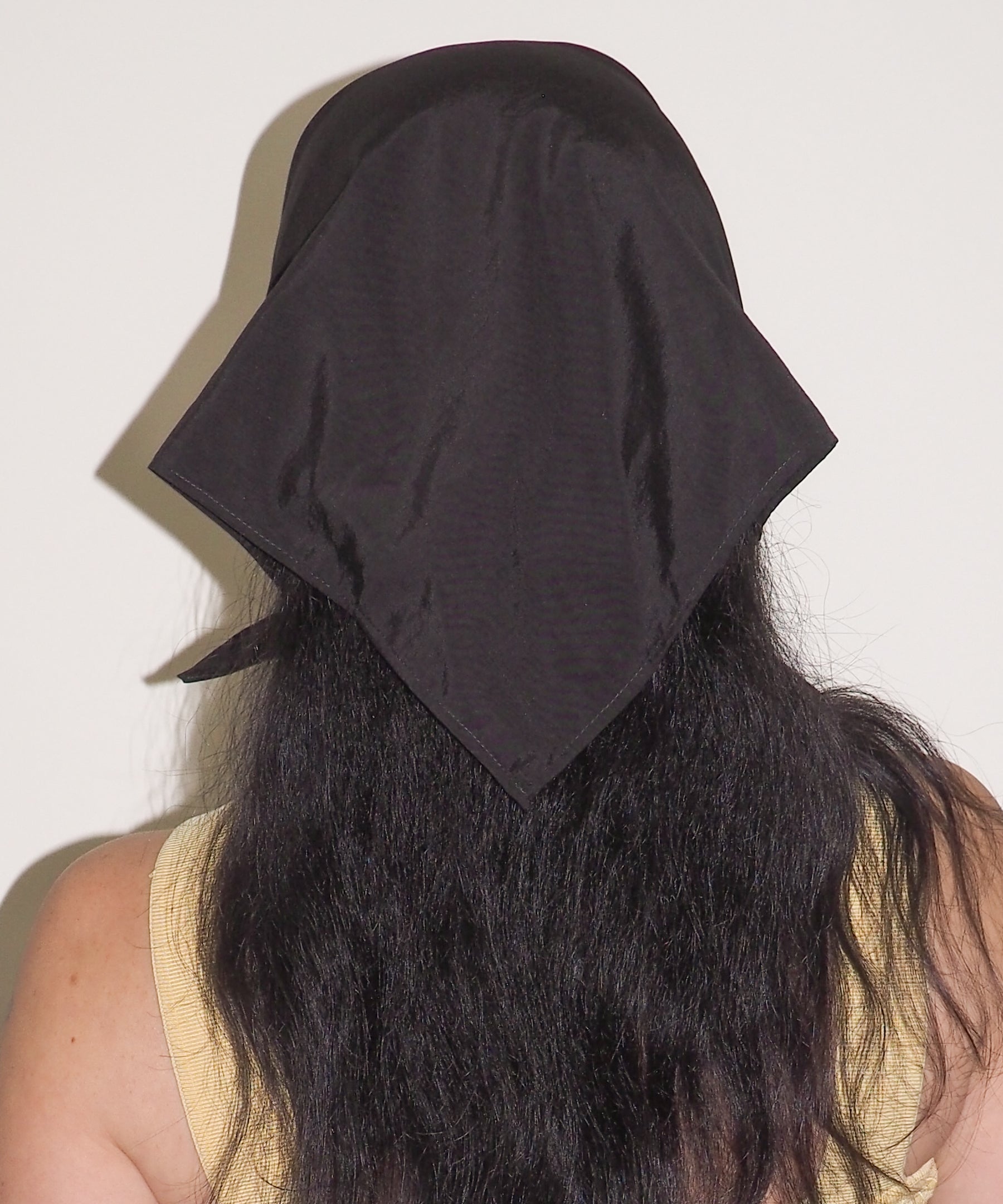 Brim Scarf in Black - CLYDE