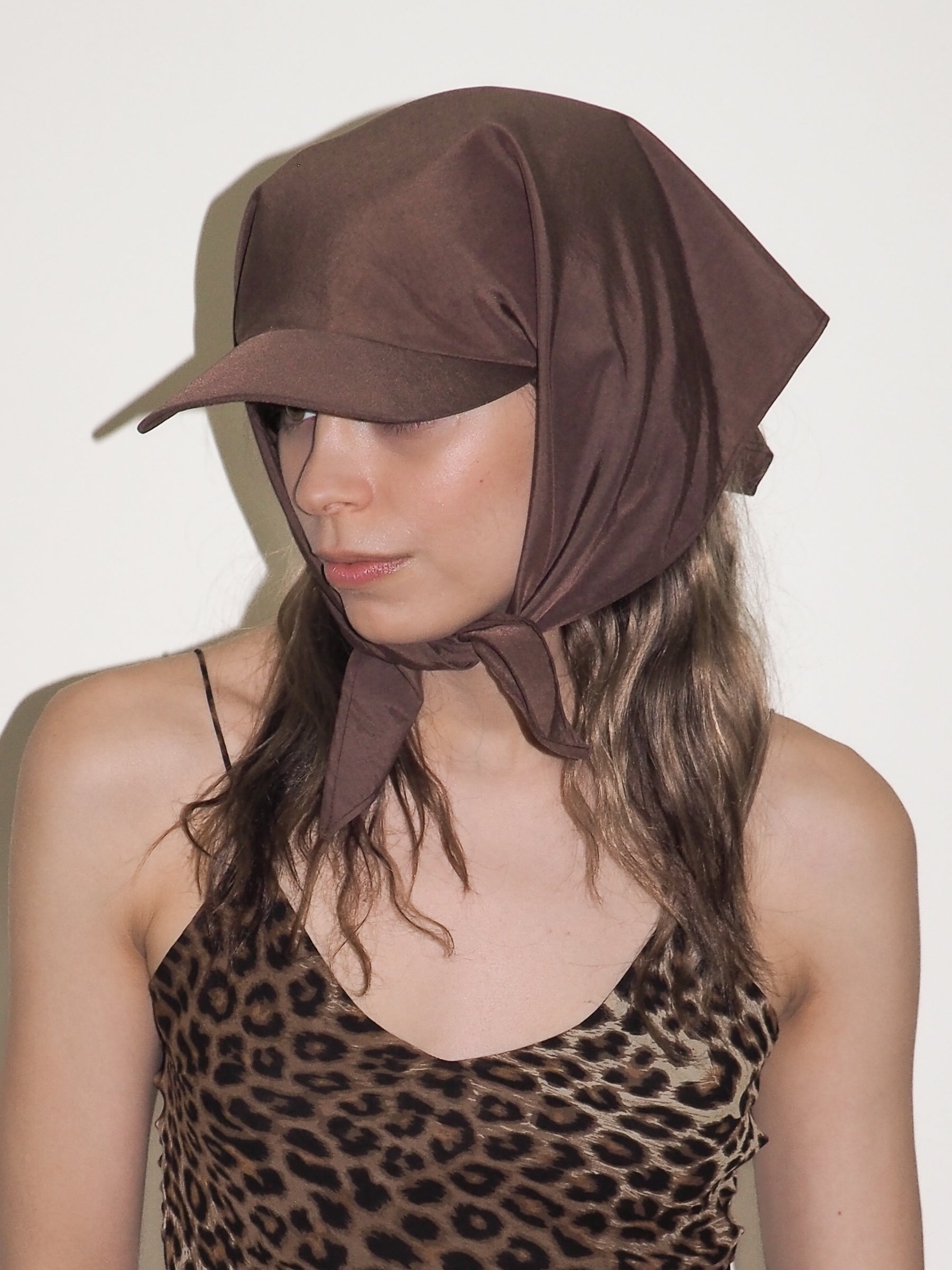 Brim Scarf in Brown - CLYDE
