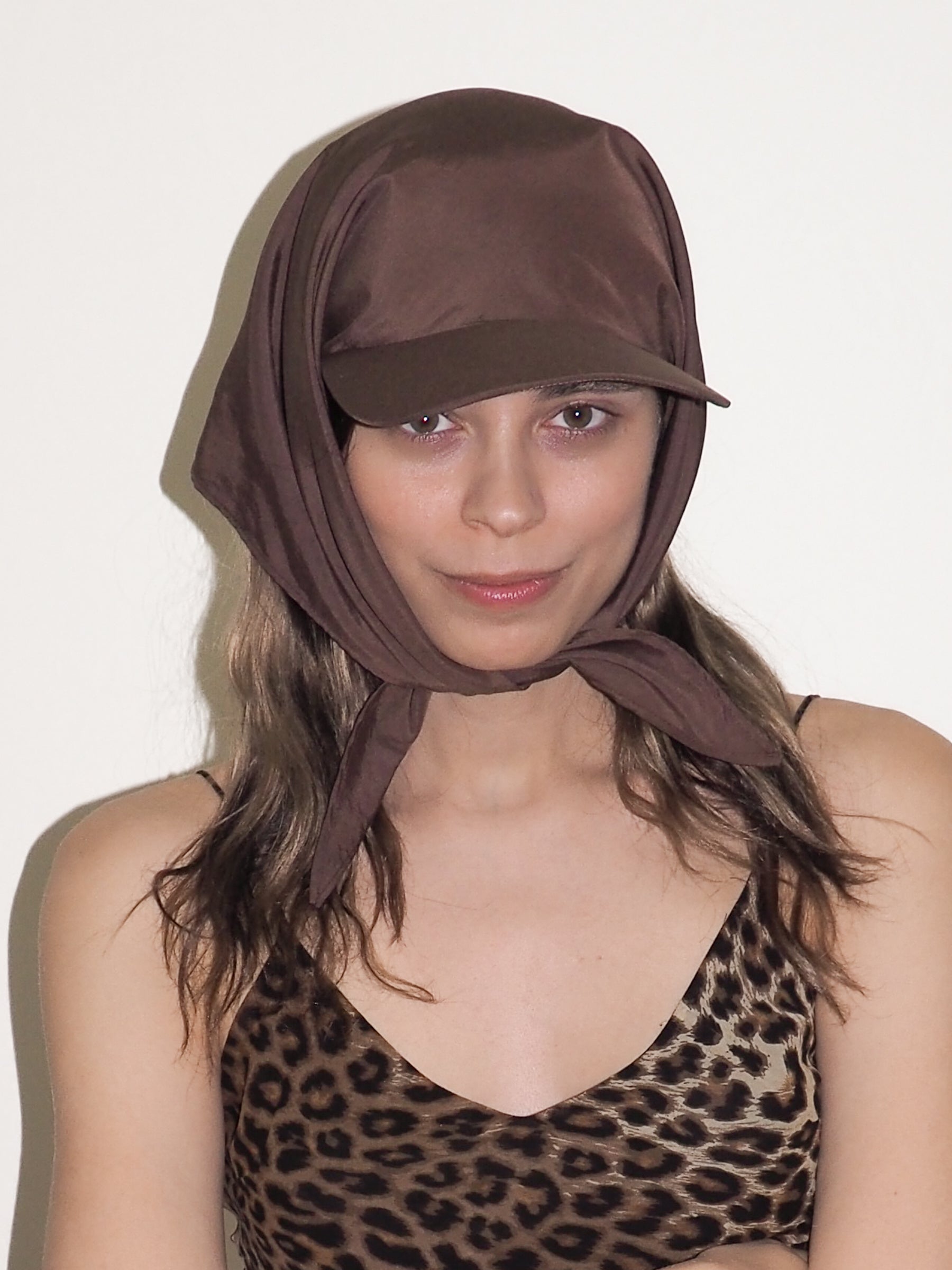 Brim Scarf in Brown - CLYDE