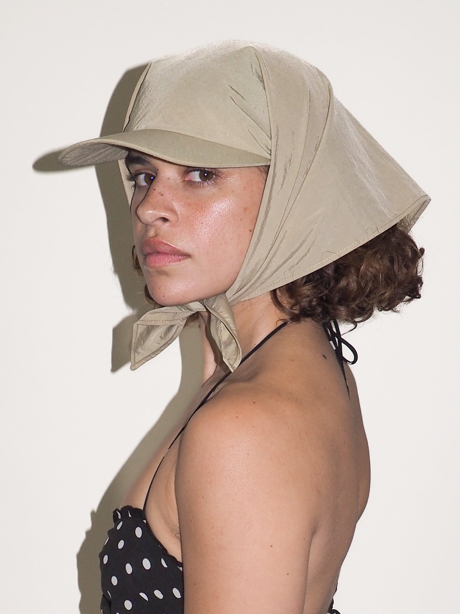 Brim Scarf in Beige - CLYDE