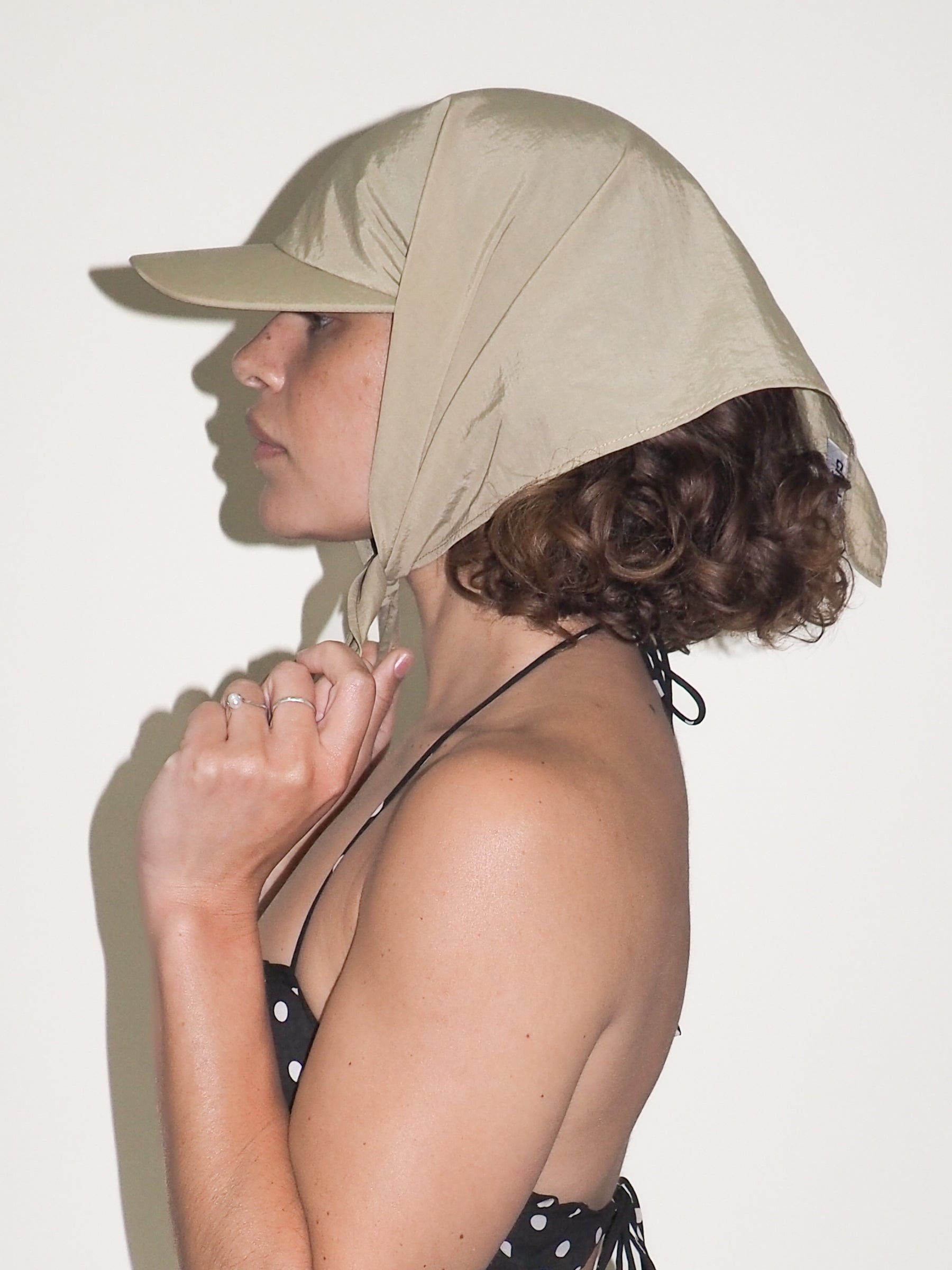 Brim Scarf in Beige - CLYDE