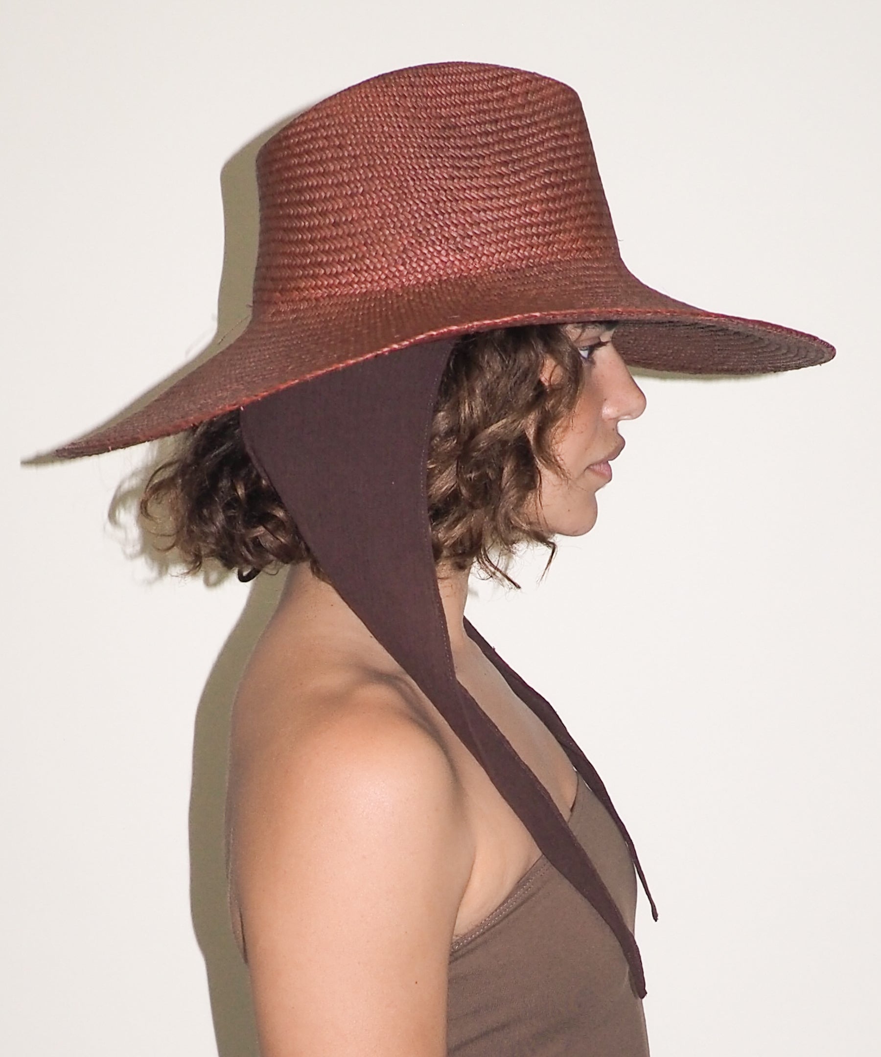 Caro Hat w. Neck Shade in Earth Brown Toquilla Straw - CLYDE