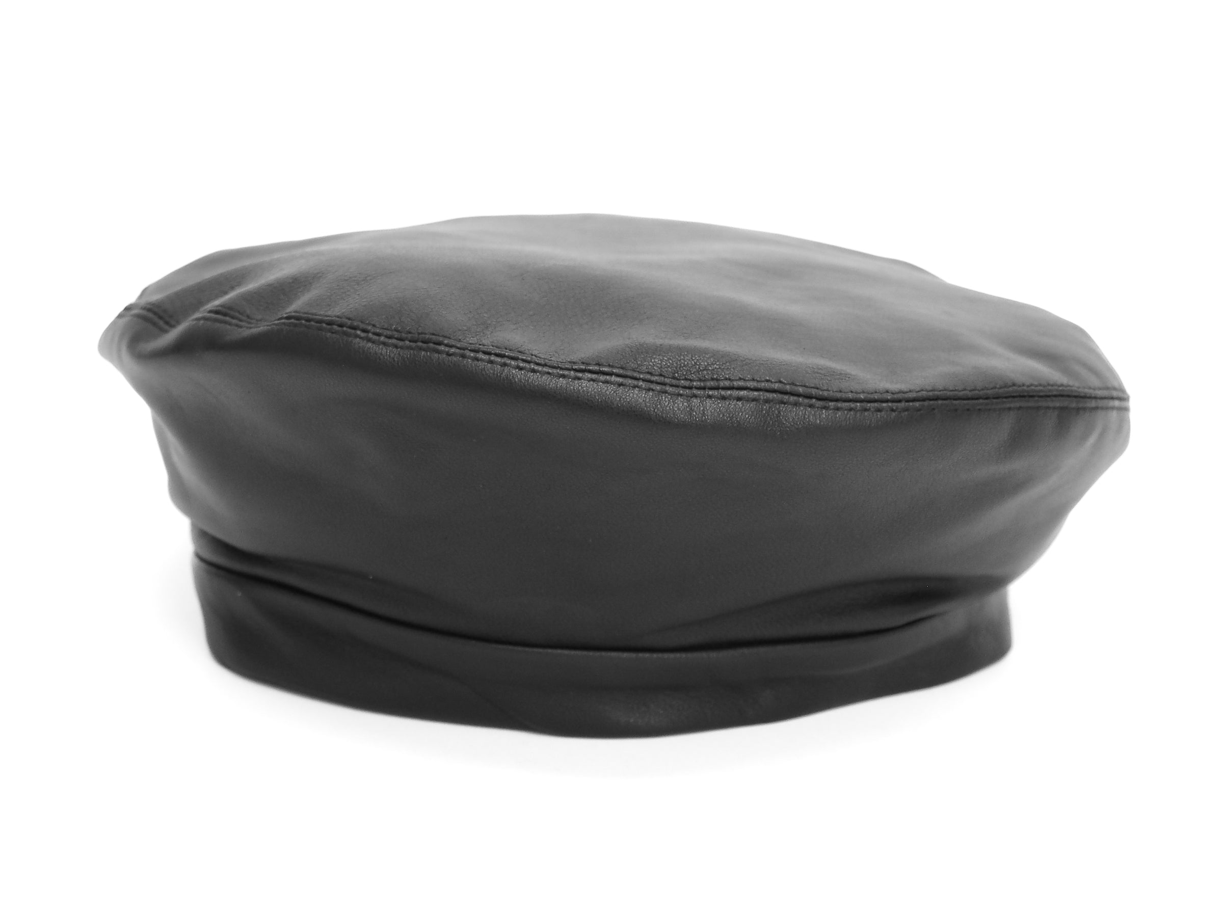 Lambskin Beret in Black - CLYDE
