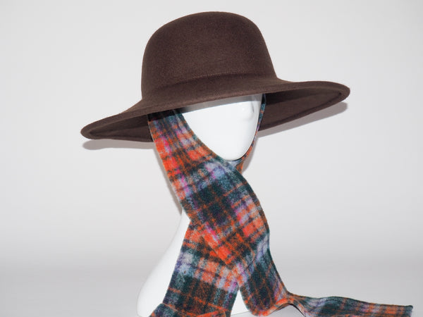 Koh Hat Brown Wool w. Hot Plaid Scarves - CLYDE