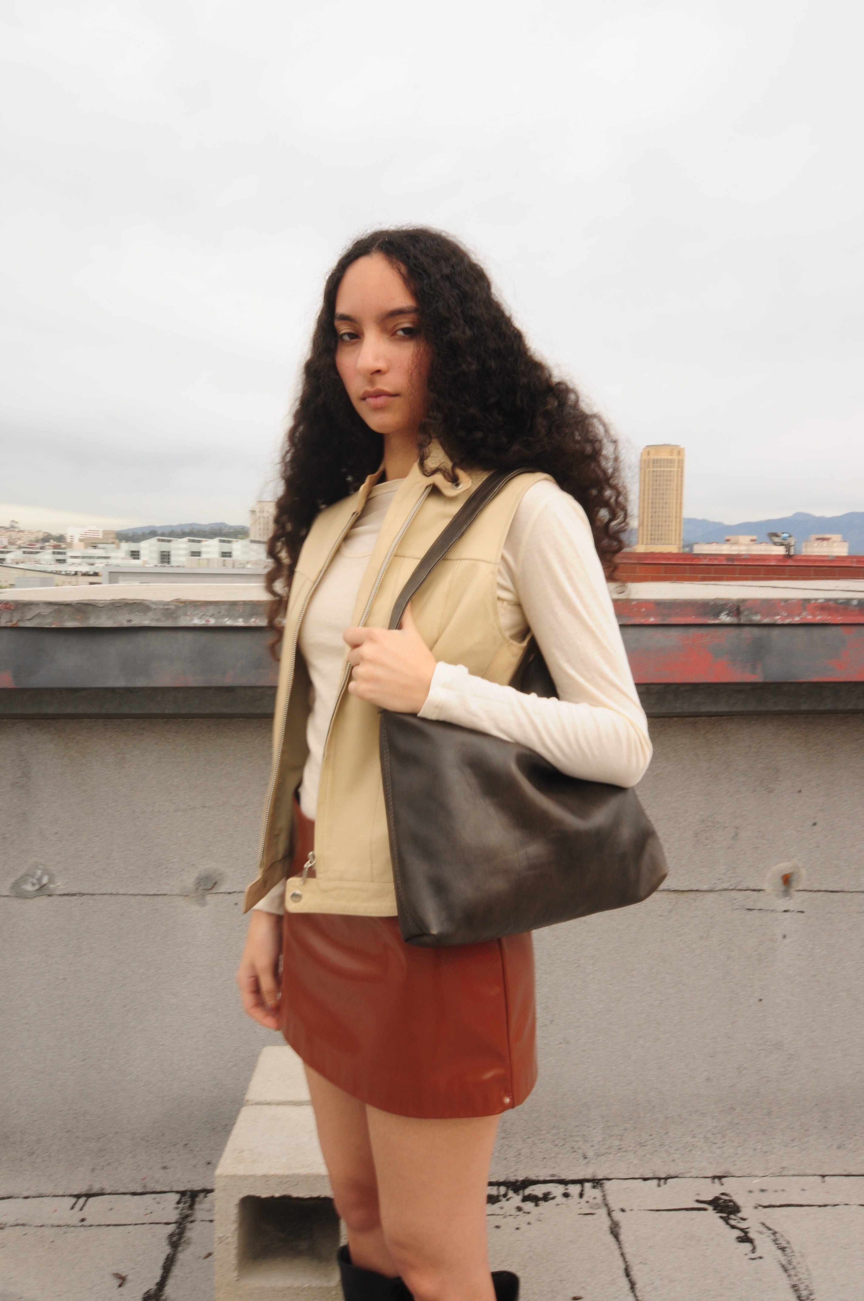 Kessel Bag in Castor Lamb Leather - CLYDE