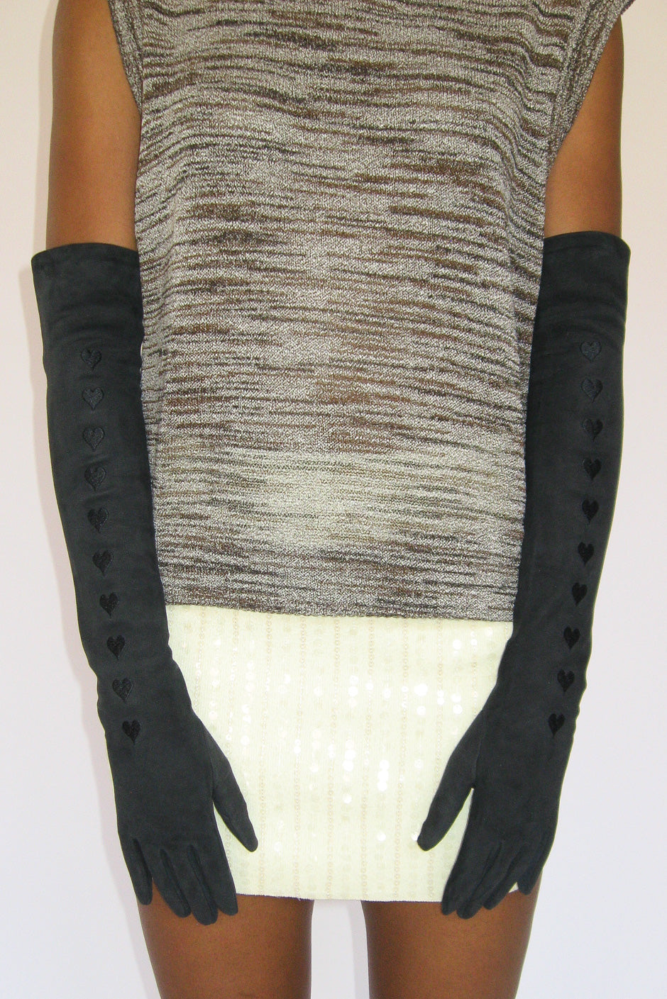 Moonlight Gloves in Soft Black Lambskin w. Hearts - CLYDE