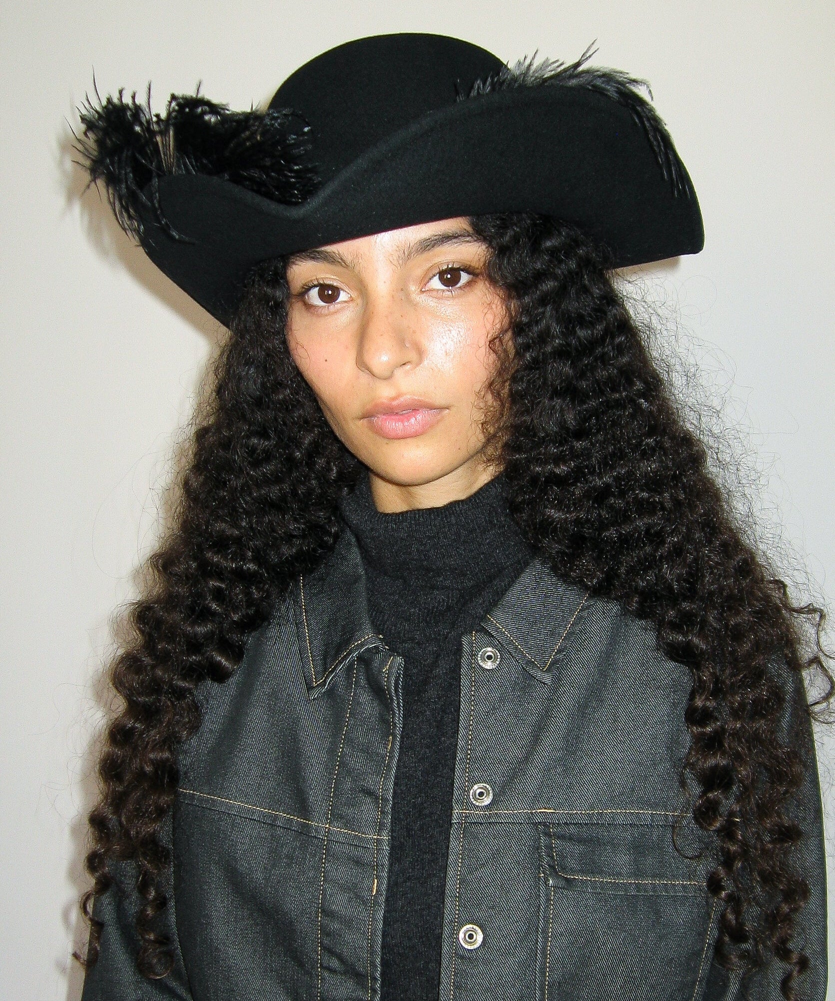 Plumed Tricorn Hat in Black Wool - CLYDE