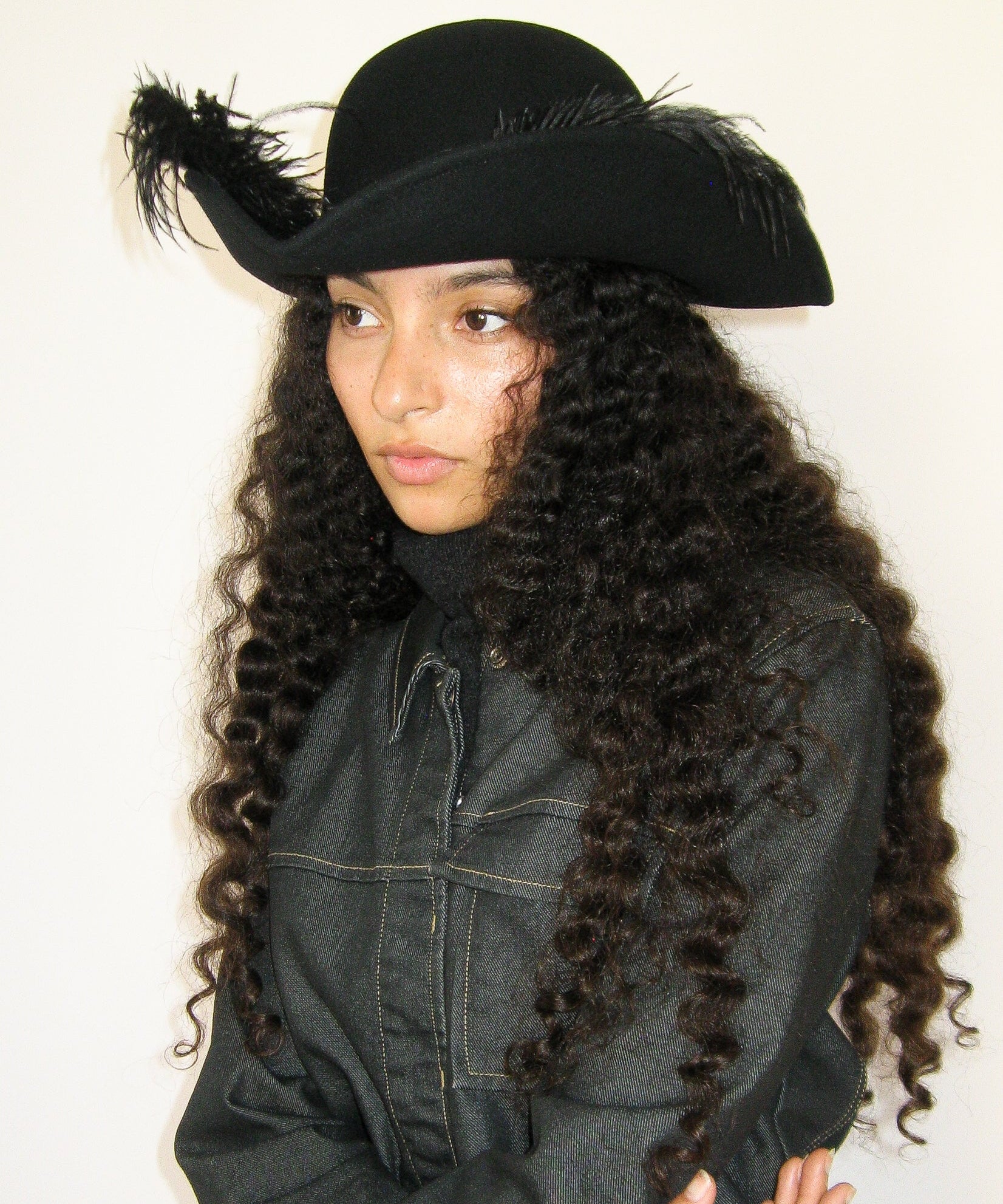 Plumed Tricorn Hat in Black Wool - CLYDE