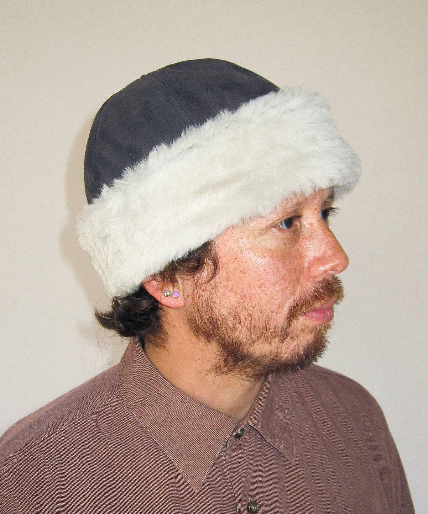 Nanaimo Hat in Earth & White Shearling - CLYDE